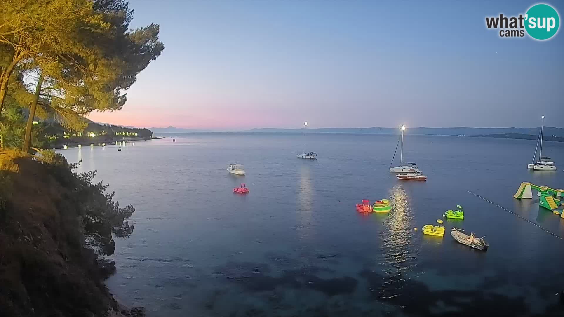 Webcam Playa Potočine Bol – Vista en vivo de Borak Beach, Isla de Brač