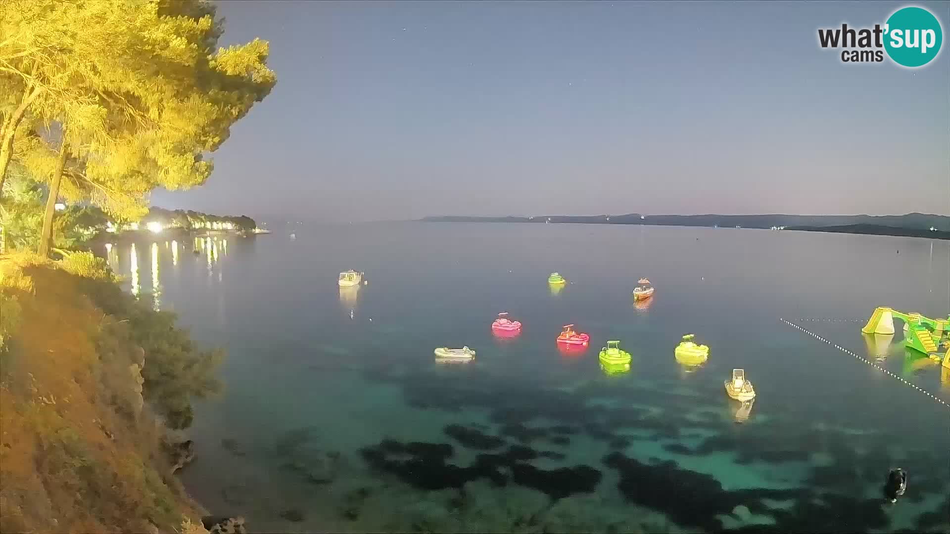 Web kamera Potočine Bol – Pogled uživo na plažu Borak, otok Brač