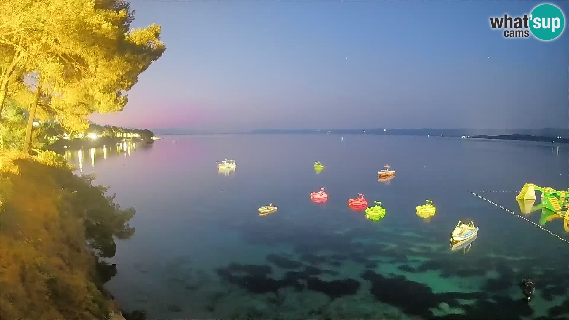 Webcam Spiaggia Potočine Bol – Vista live sulla spiaggia Borak, Isola di Brač