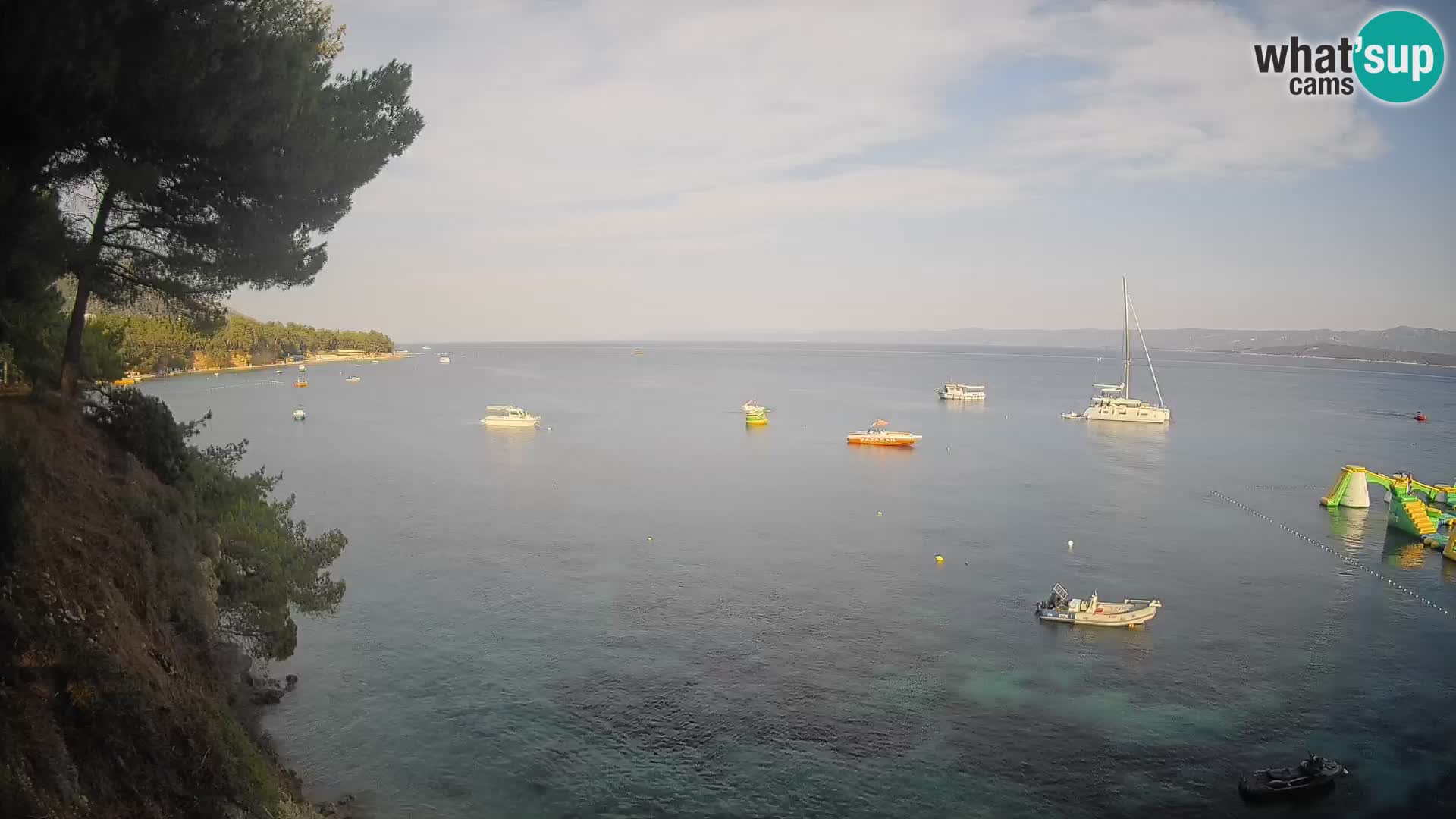 Spletna kamera Plaža Potočine Bol – Pogled v živo na plažo Borak, otok Brač