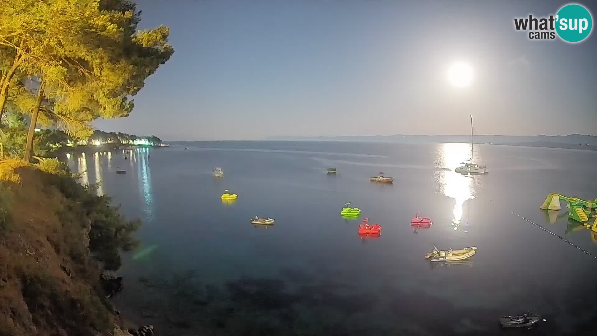 Webcam Spiaggia Potočine Bol – Vista live sulla spiaggia Borak, Isola di Brač