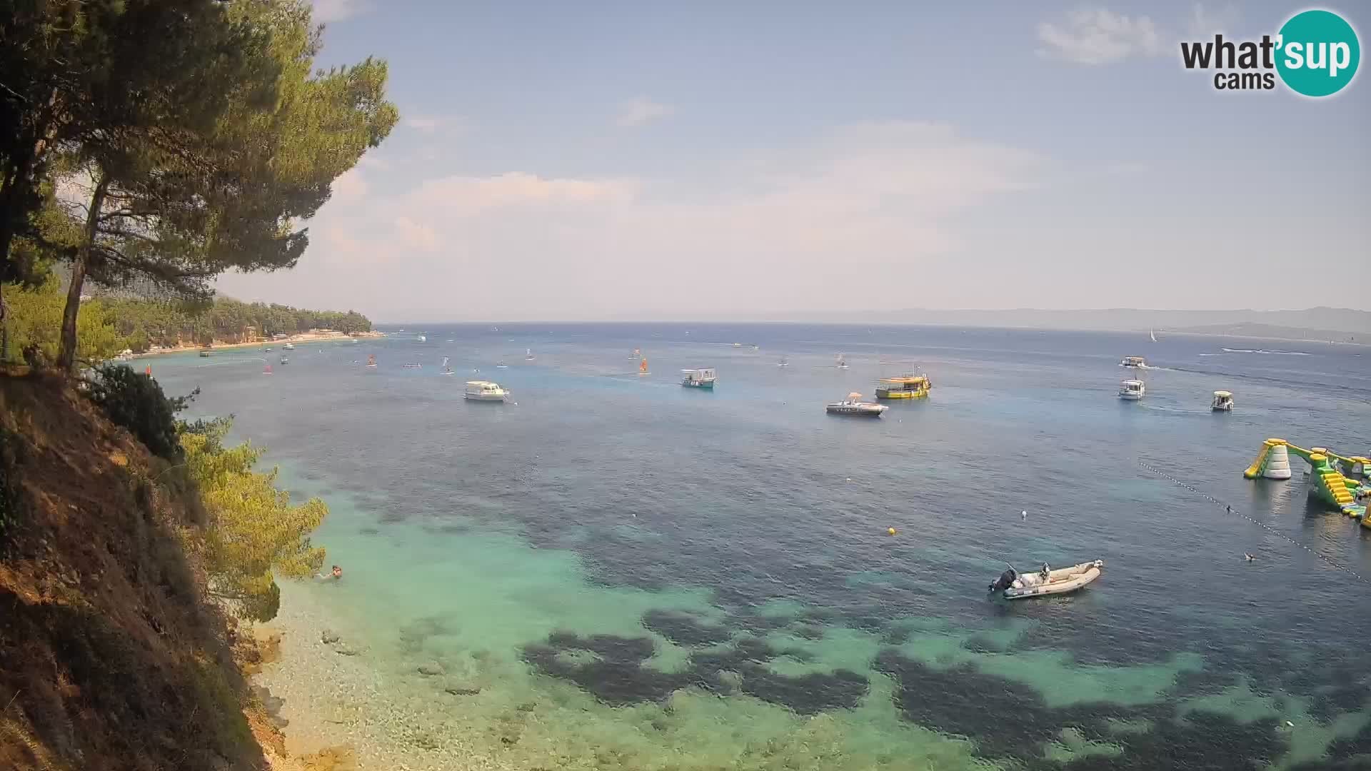 Spletna kamera Plaža Potočine Bol – Pogled v živo na plažo Borak, otok Brač