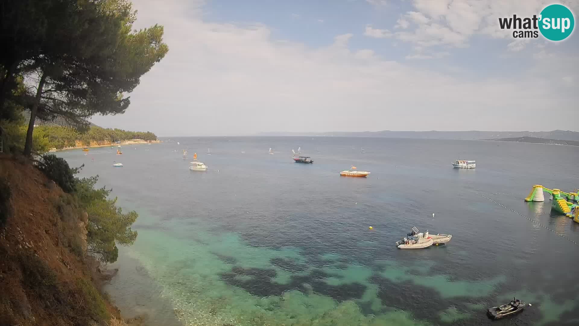Spletna kamera Plaža Potočine Bol – Pogled v živo na plažo Borak, otok Brač