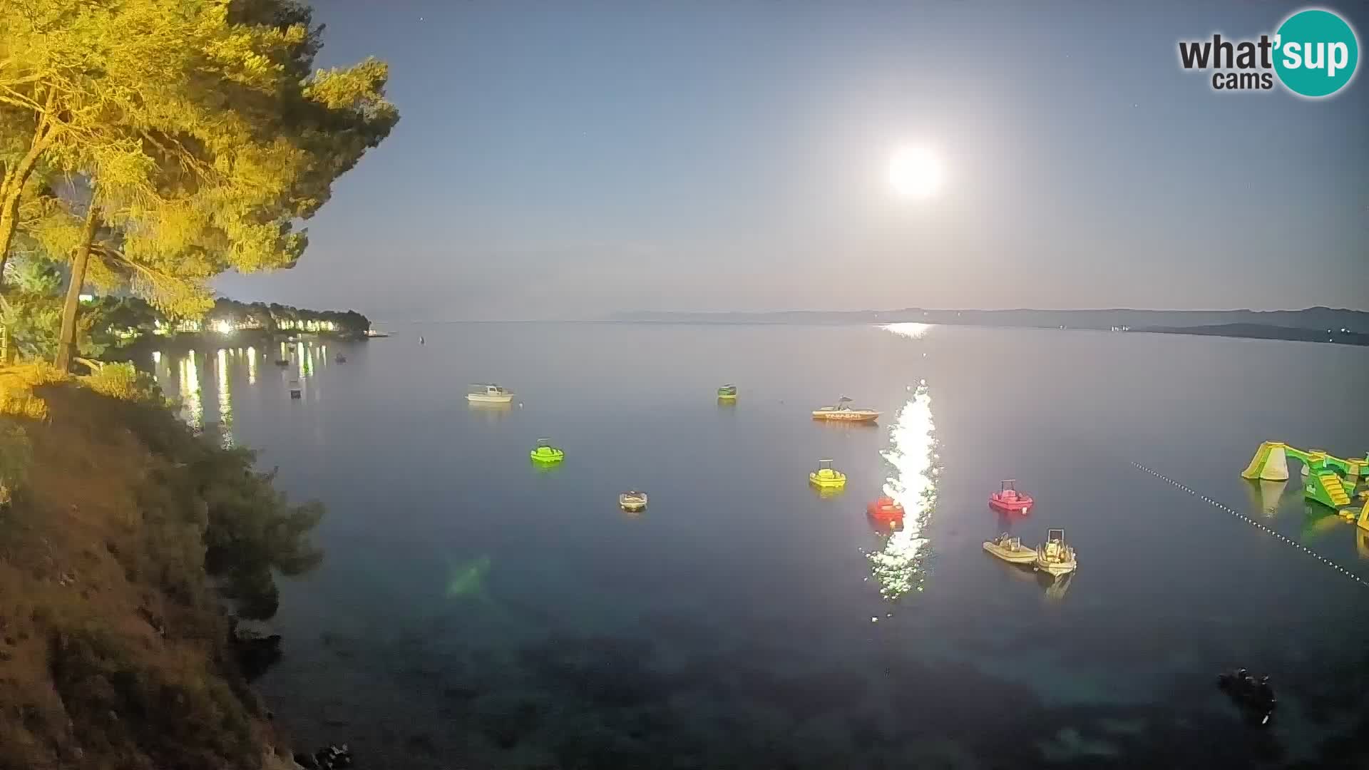 Web kamera Potočine Bol – Pogled uživo na plažu Borak, otok Brač