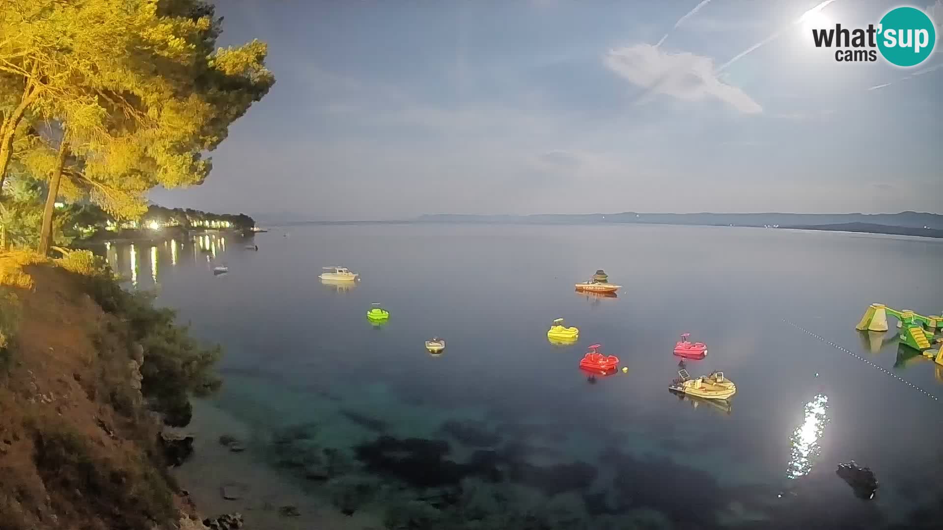 Webcam Spiaggia Potočine Bol – Vista live sulla spiaggia Borak, Isola di Brač