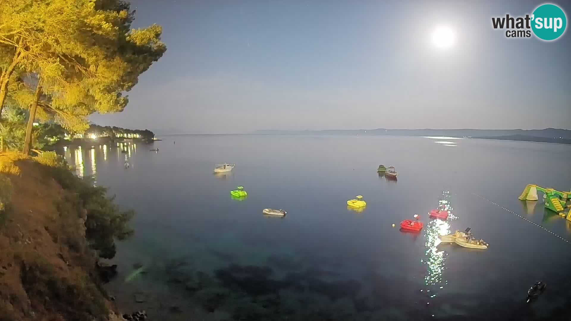 Web kamera Potočine Bol – Pogled uživo na plažu Borak, otok Brač