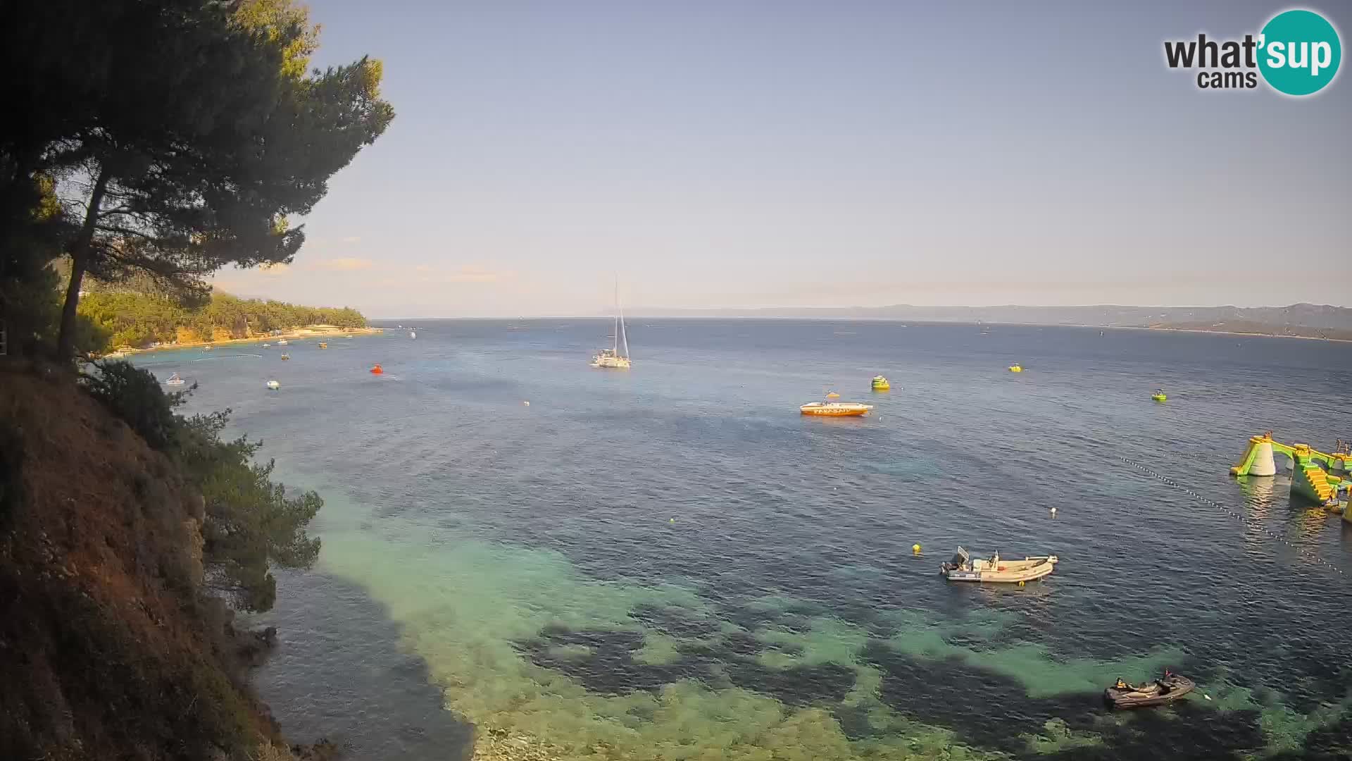 Web kamera Potočine Bol – Pogled uživo na plažu Borak, otok Brač