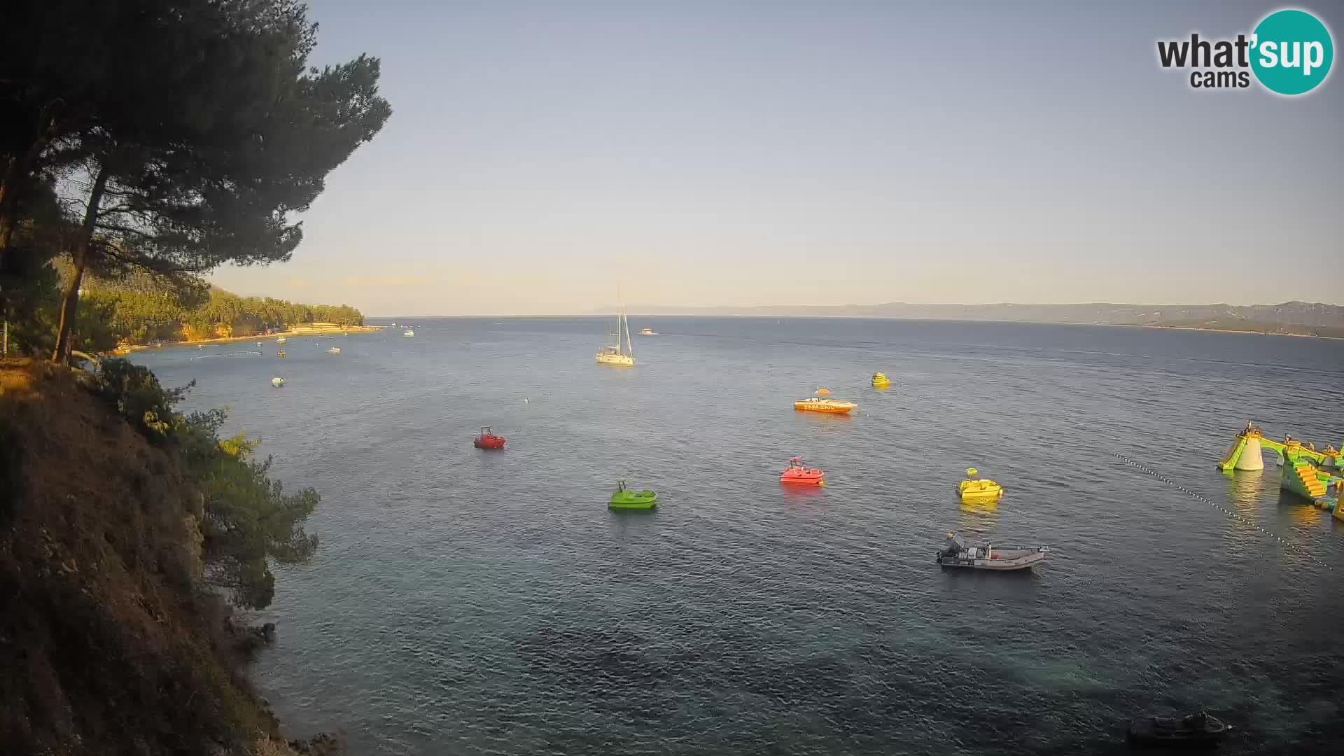 Web kamera Potočine Bol – Pogled uživo na plažu Borak, otok Brač