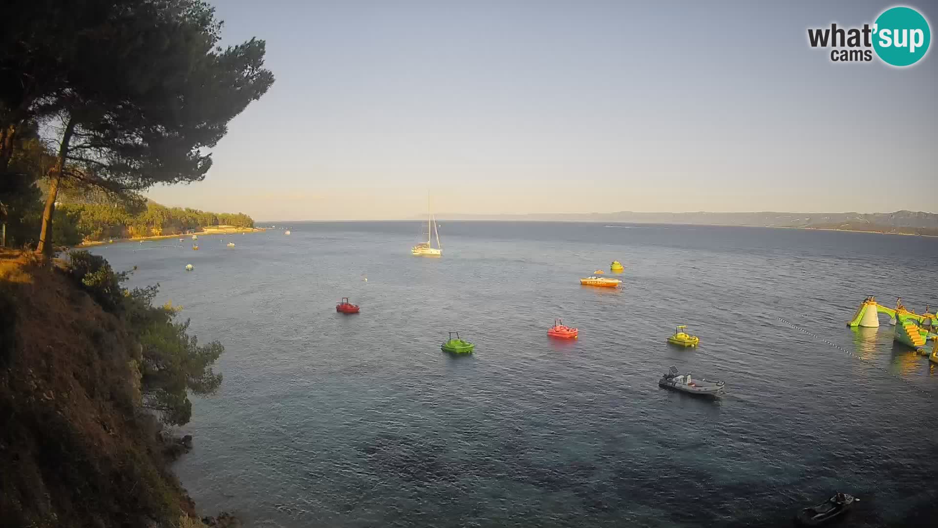 Web kamera Potočine Bol – Pogled uživo na plažu Borak, otok Brač