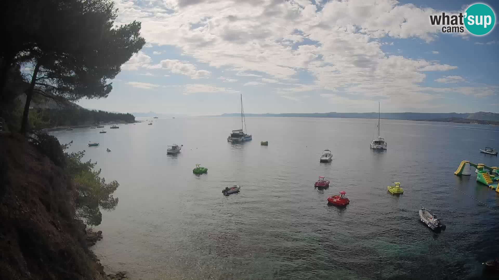 Spletna kamera Plaža Potočine Bol – Pogled v živo na plažo Borak, otok Brač