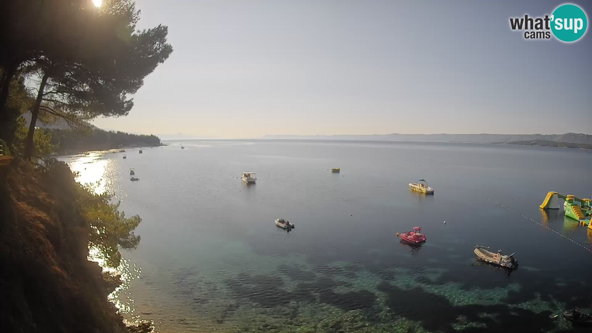 Spletna kamera Plaža Potočine Bol – Pogled v živo na plažo Borak, otok Brač