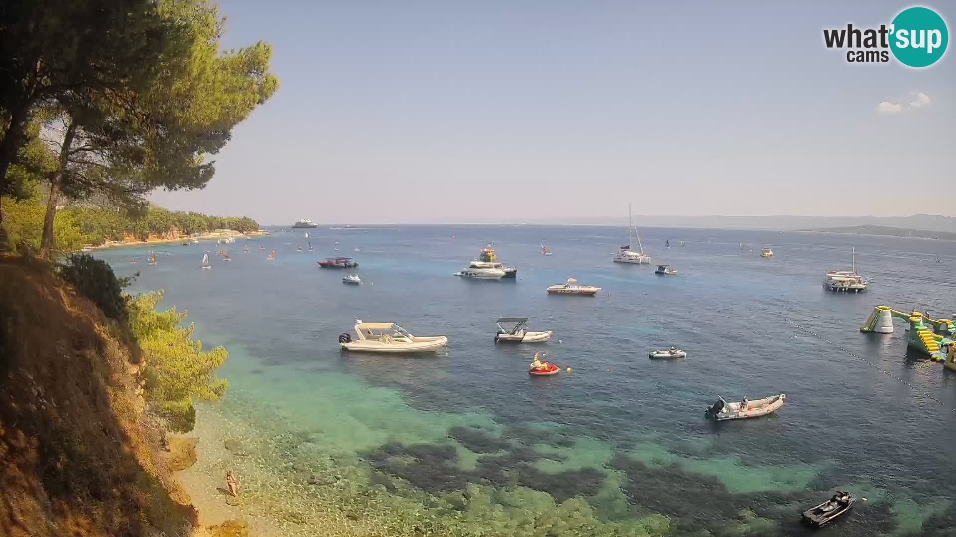 Spletna kamera Plaža Potočine Bol – Pogled v živo na plažo Borak, otok Brač