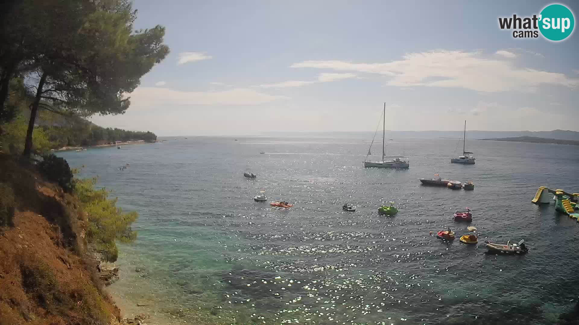 Spletna kamera Plaža Potočine Bol – Pogled v živo na plažo Borak, otok Brač