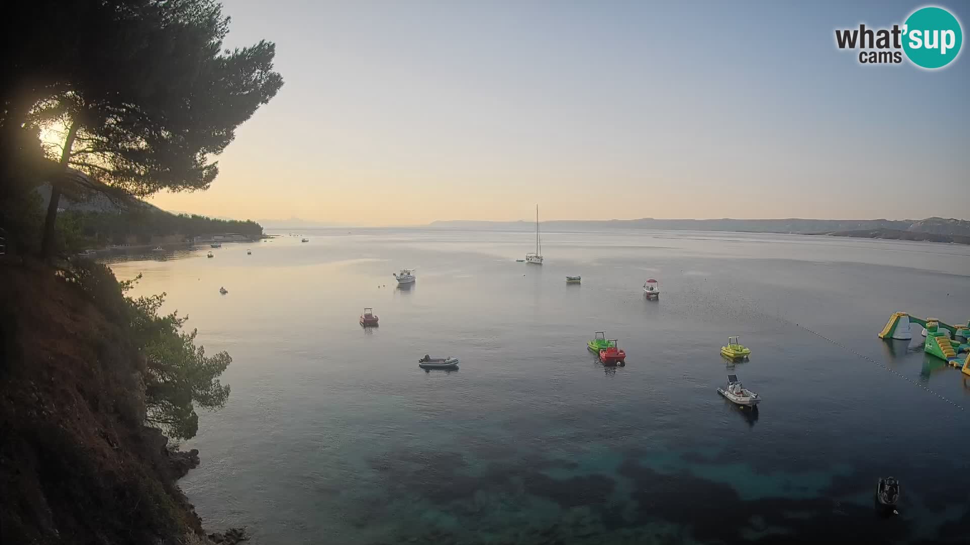 Web kamera Potočine Bol – Pogled uživo na plažu Borak, otok Brač
