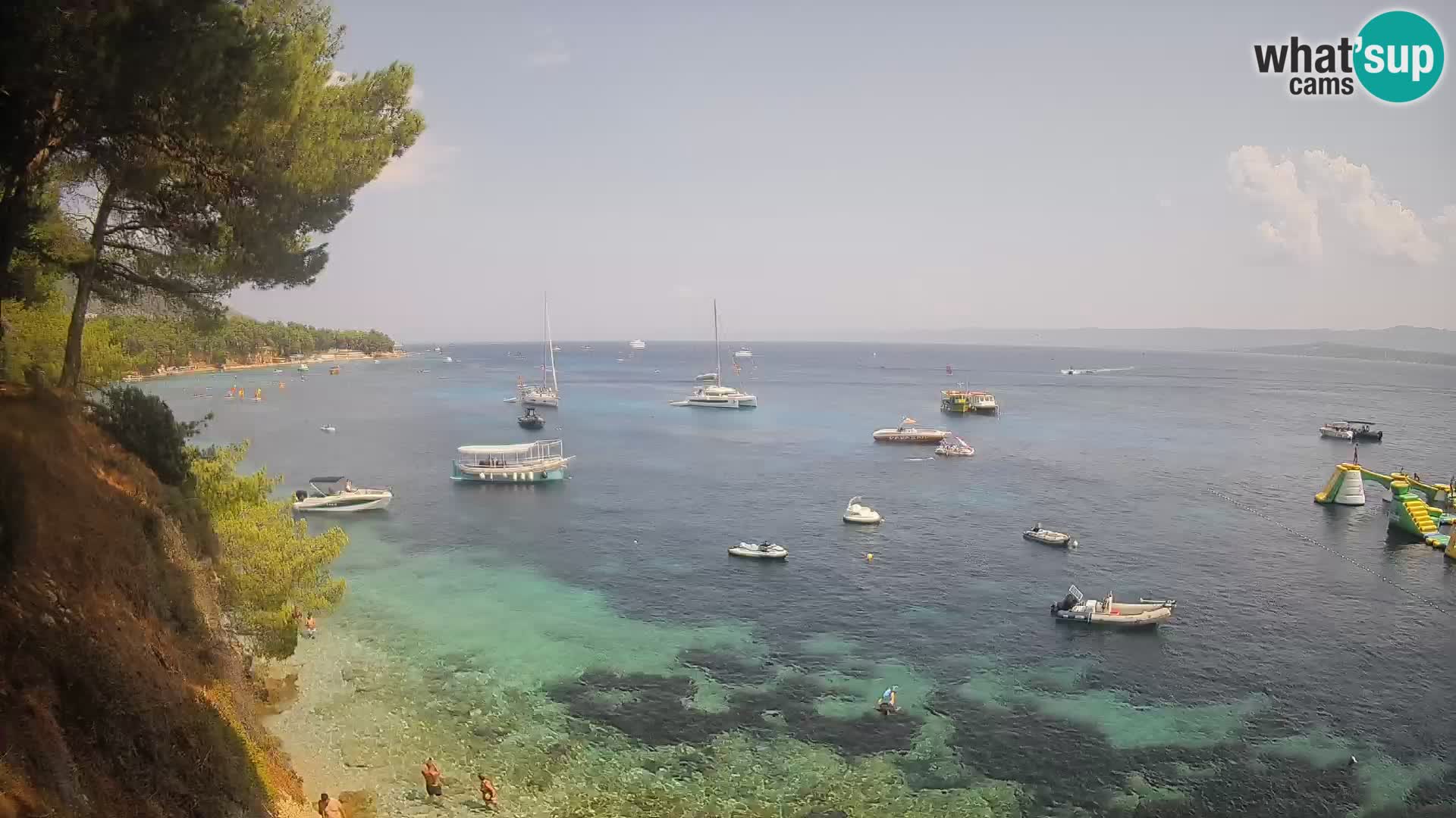Spletna kamera Plaža Potočine Bol – Pogled v živo na plažo Borak, otok Brač