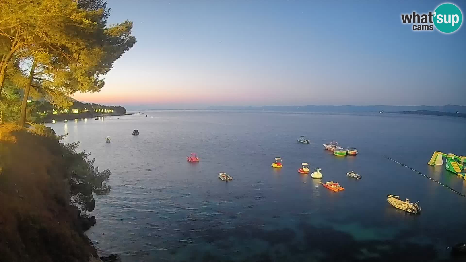 Web kamera Potočine Bol – Pogled uživo na plažu Borak, otok Brač