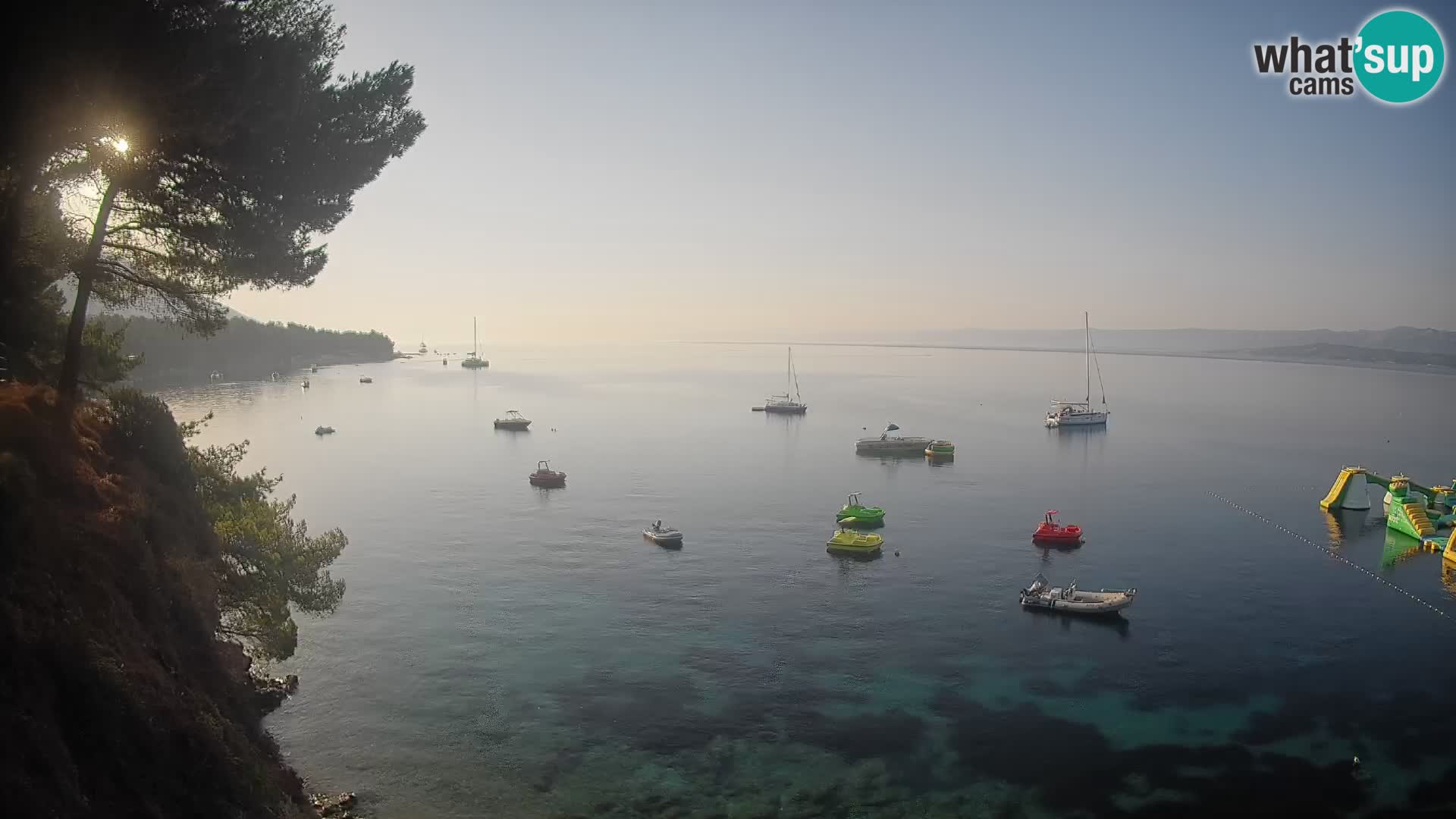 Webcam Spiaggia Potočine Bol – Vista live sulla spiaggia Borak, Isola di Brač