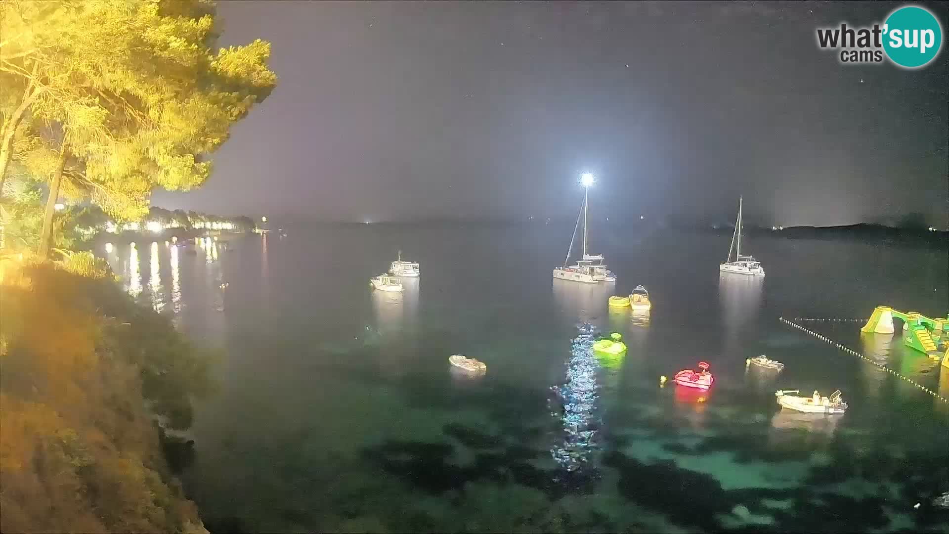 Webcam Playa Potočine Bol – Vista en vivo de Borak Beach, Isla de Brač