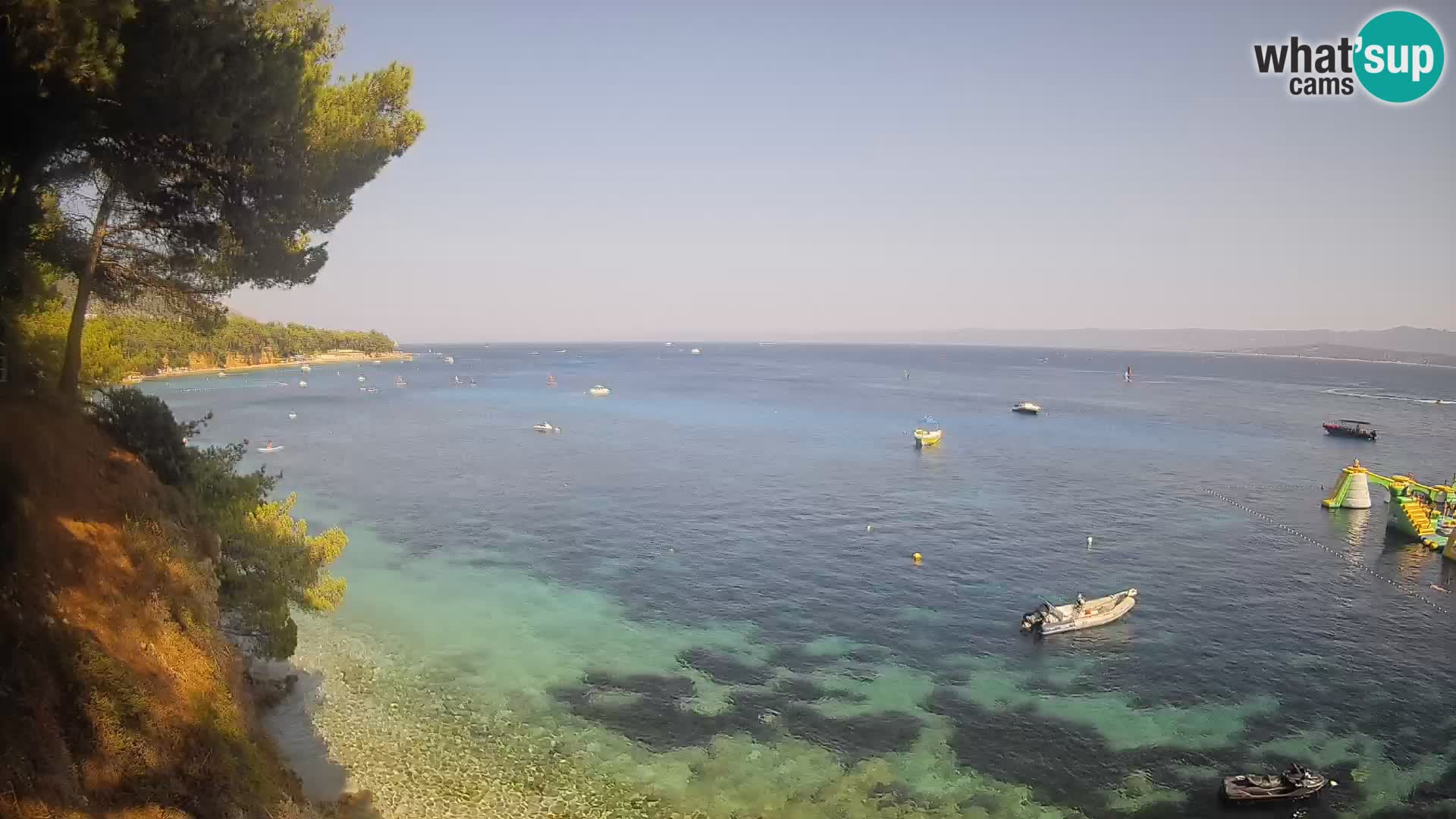 Spletna kamera Plaža Potočine Bol – Pogled v živo na plažo Borak, otok Brač