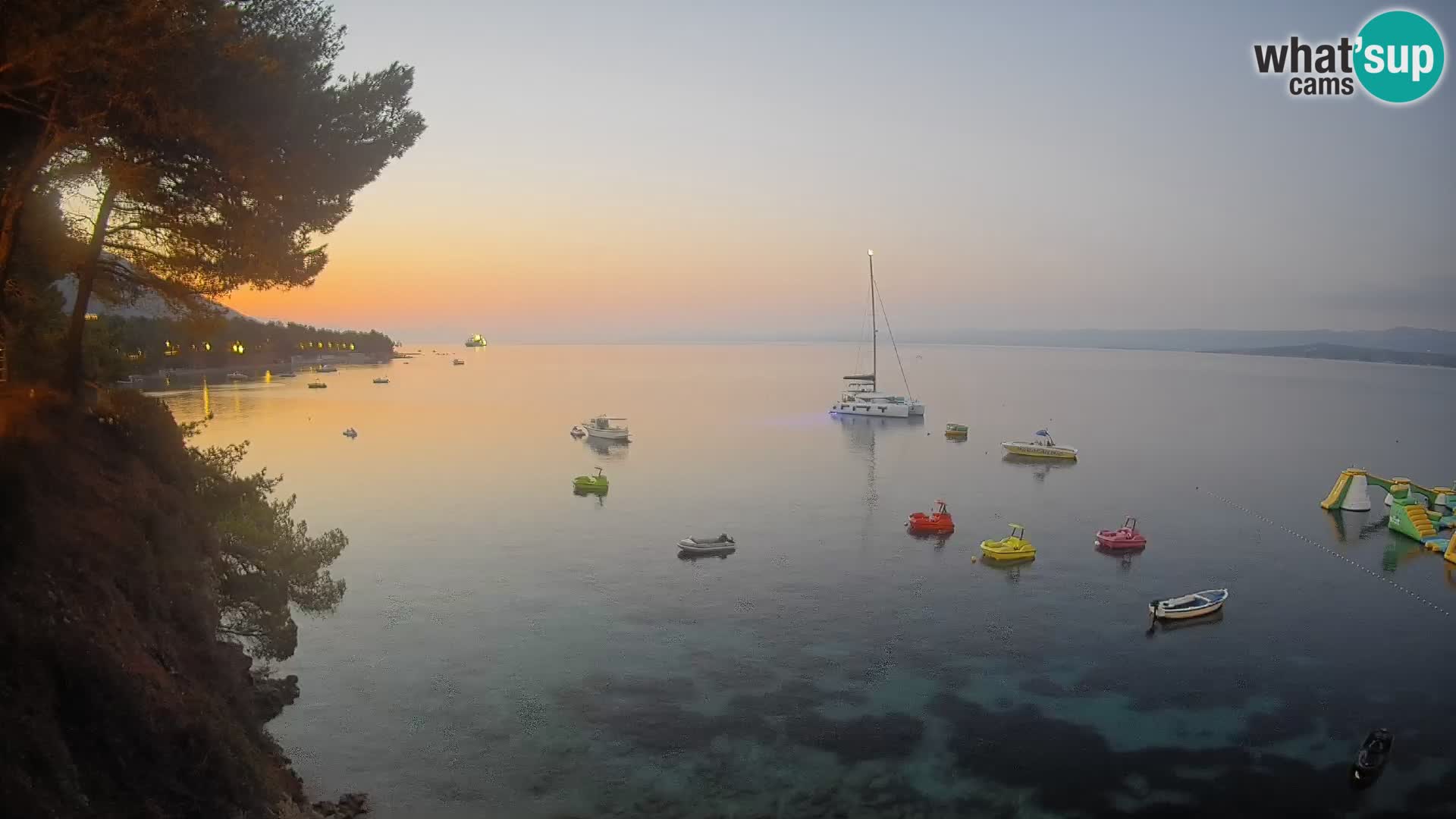 Web kamera Potočine Bol – Pogled uživo na plažu Borak, otok Brač