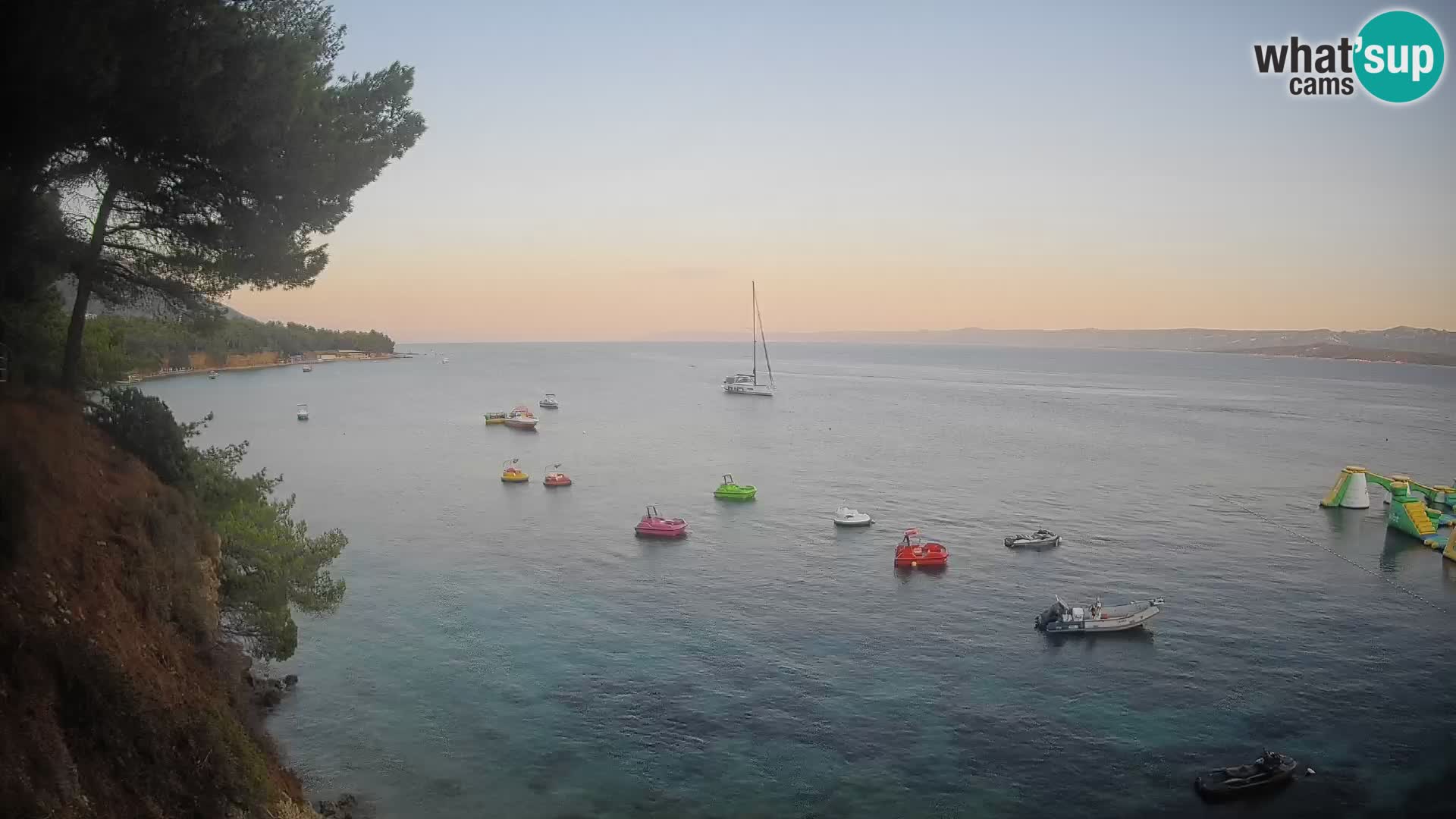 Web kamera Potočine Bol – Pogled uživo na plažu Borak, otok Brač