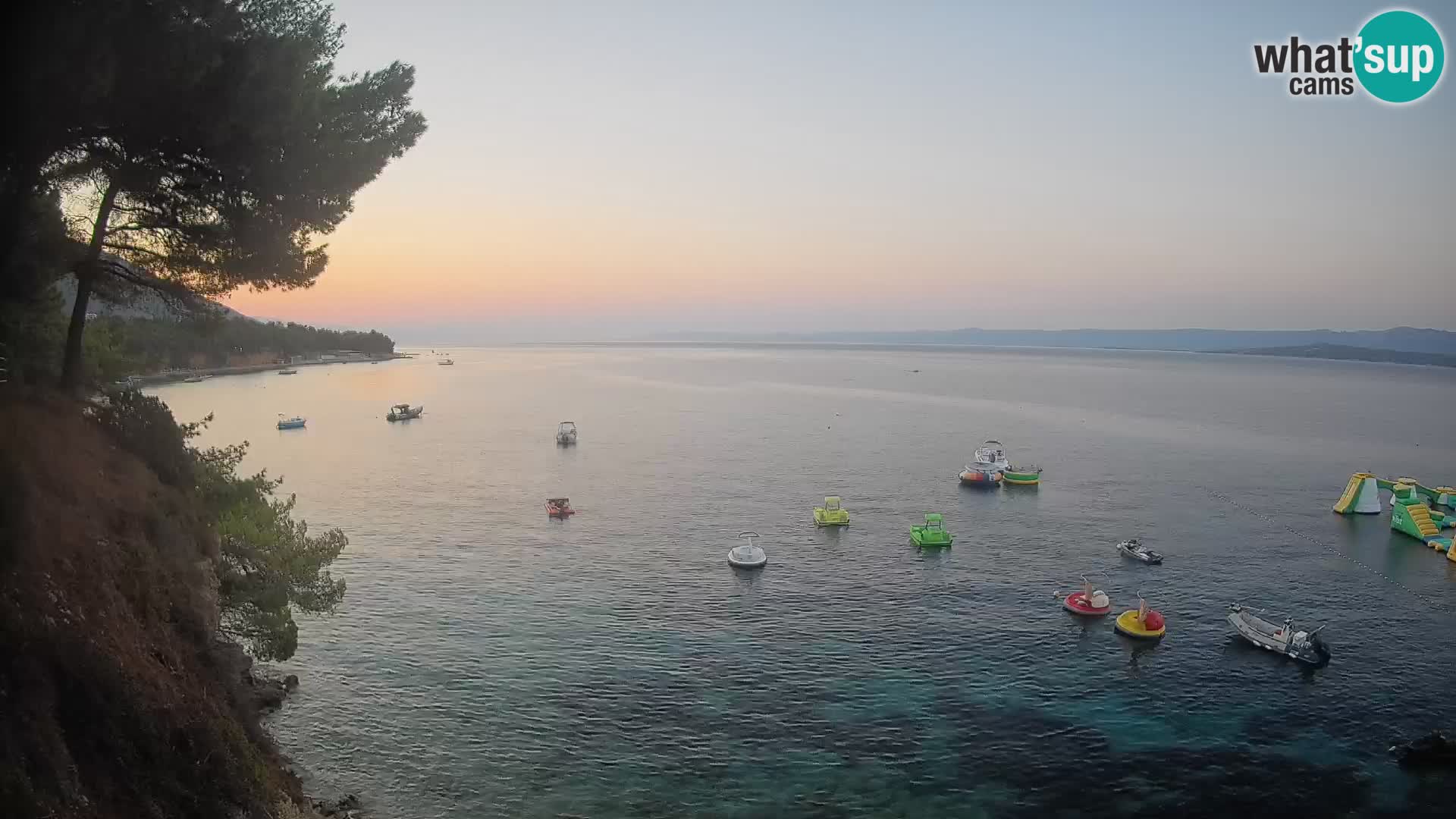 Web kamera Potočine Bol – Pogled uživo na plažu Borak, otok Brač