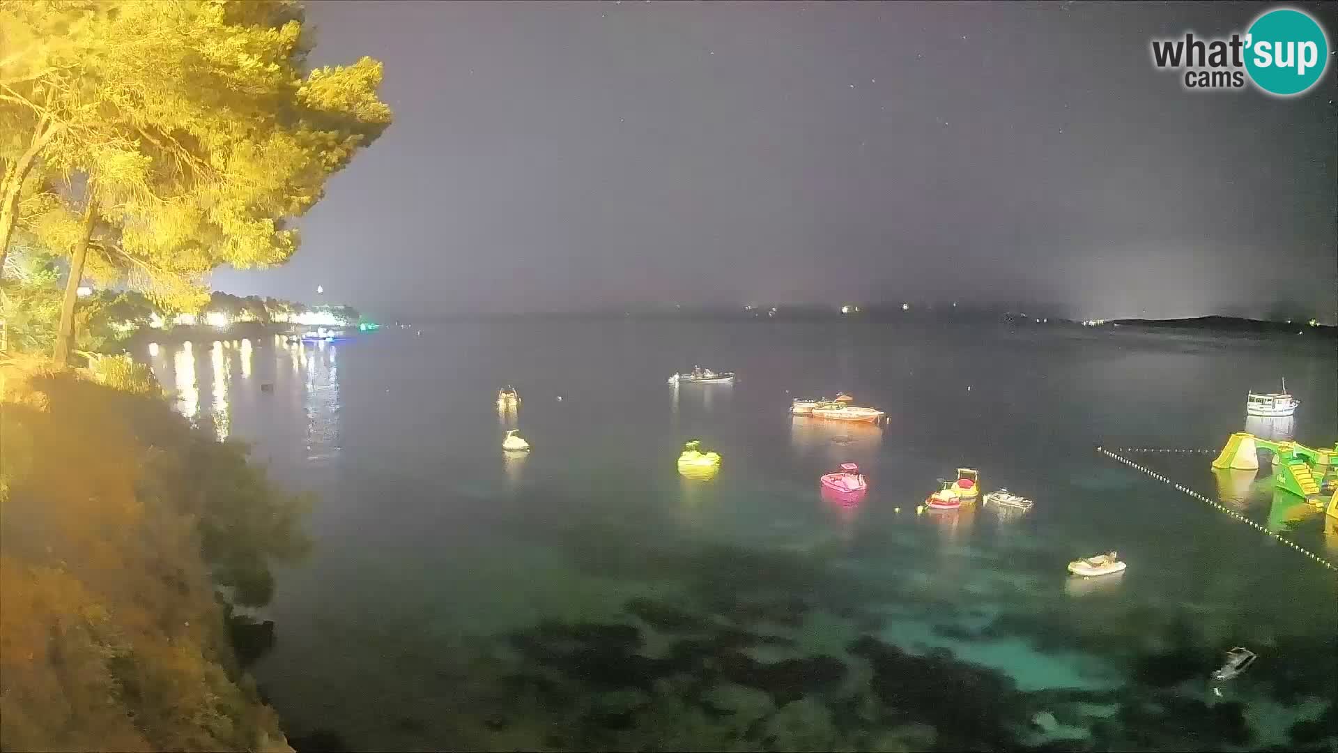 Webcam Playa Potočine Bol – Vista en vivo de Borak Beach, Isla de Brač