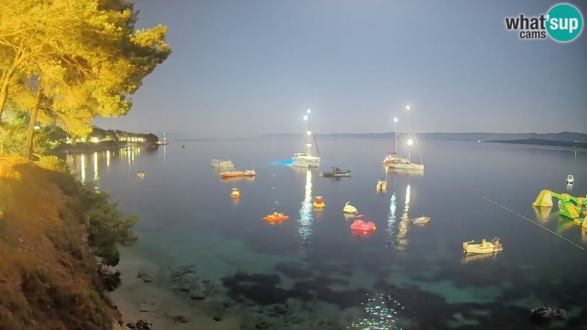 Webcam Spiaggia Potočine Bol – Vista live sulla spiaggia Borak, Isola di Brač