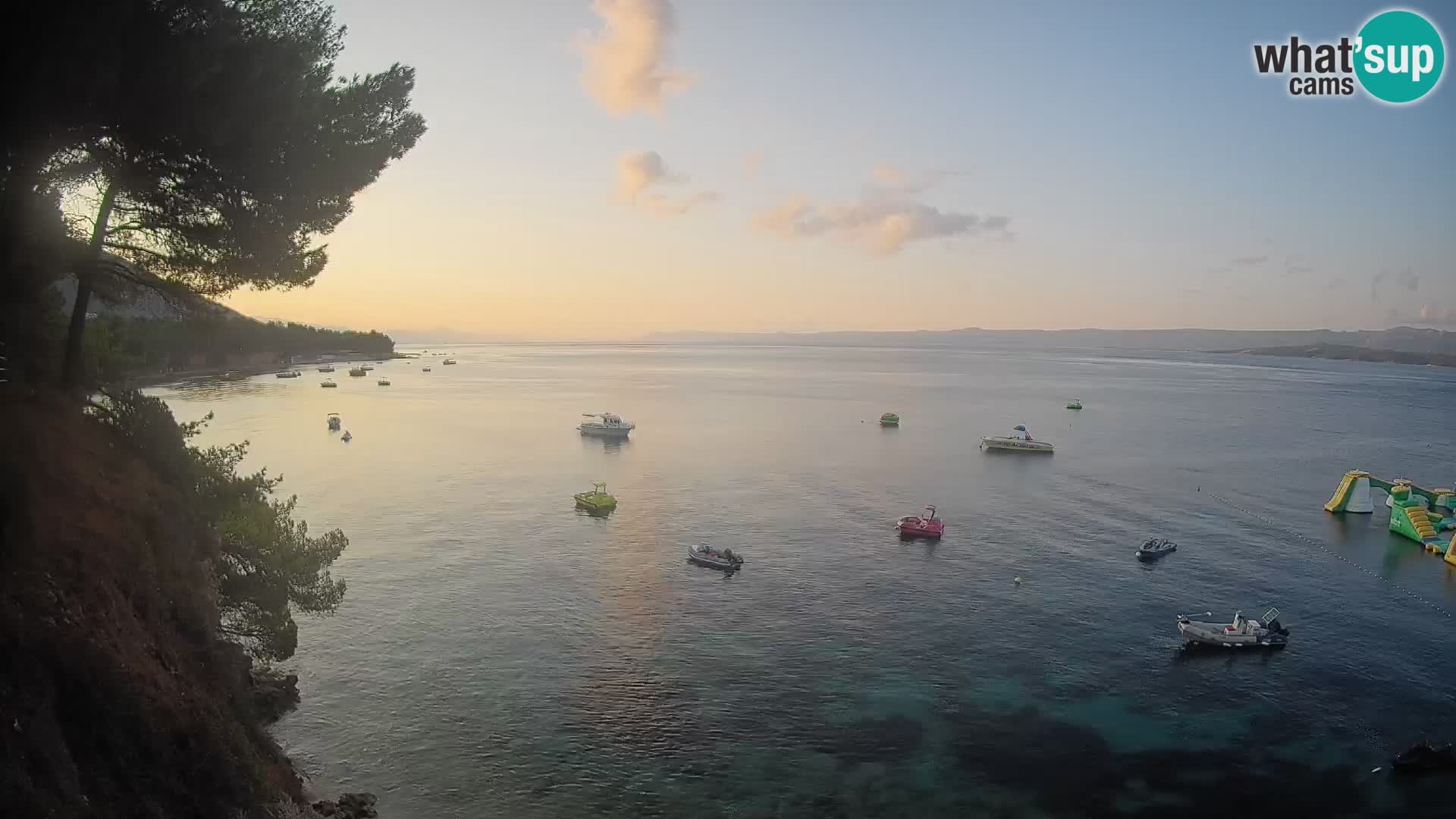 Web kamera Potočine Bol – Pogled uživo na plažu Borak, otok Brač