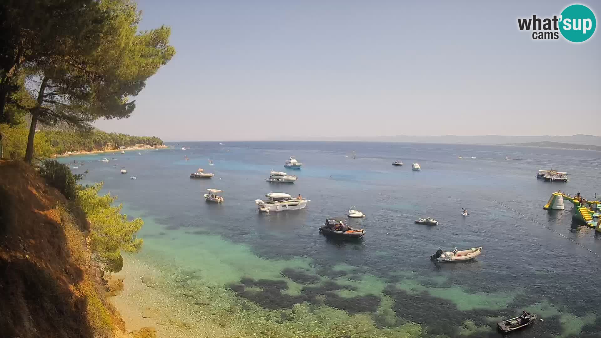 Spletna kamera Plaža Potočine Bol – Pogled v živo na plažo Borak, otok Brač