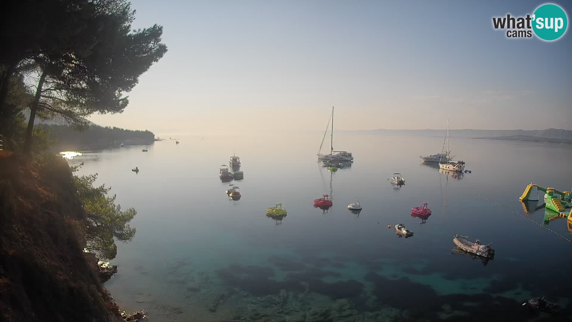 Webcam Spiaggia Potočine Bol – Vista live sulla spiaggia Borak, Isola di Brač