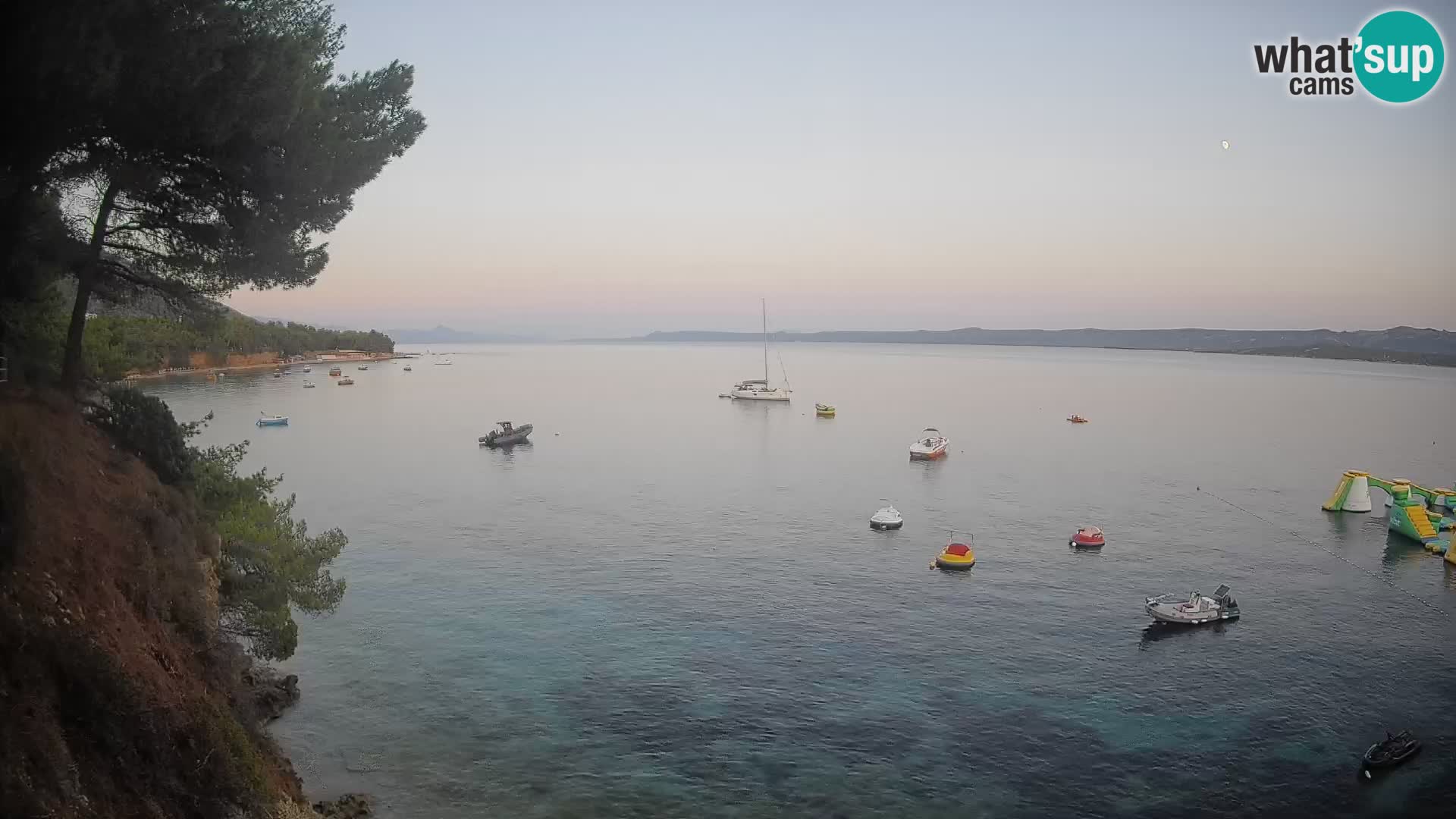 Web kamera Potočine Bol – Pogled uživo na plažu Borak, otok Brač
