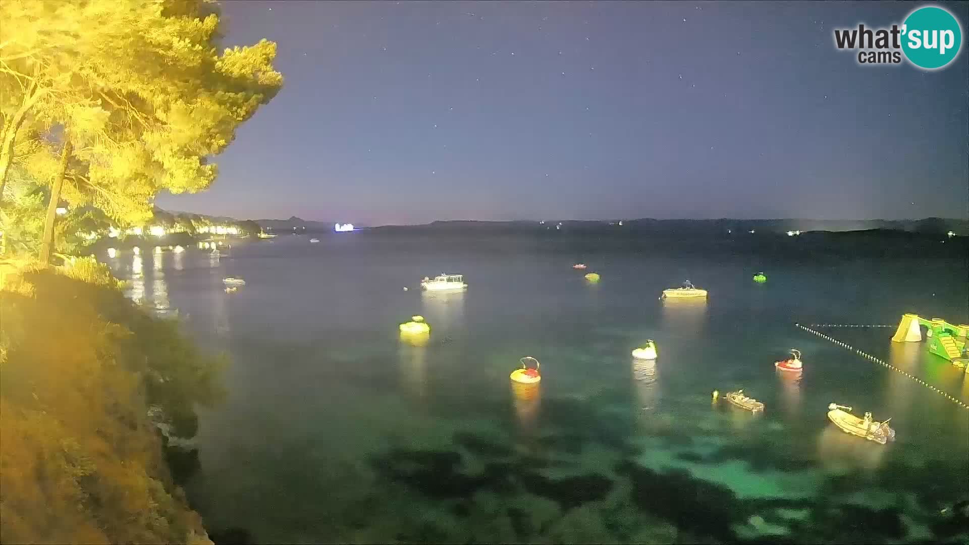 Webcam Spiaggia Potočine Bol – Vista live sulla spiaggia Borak, Isola di Brač