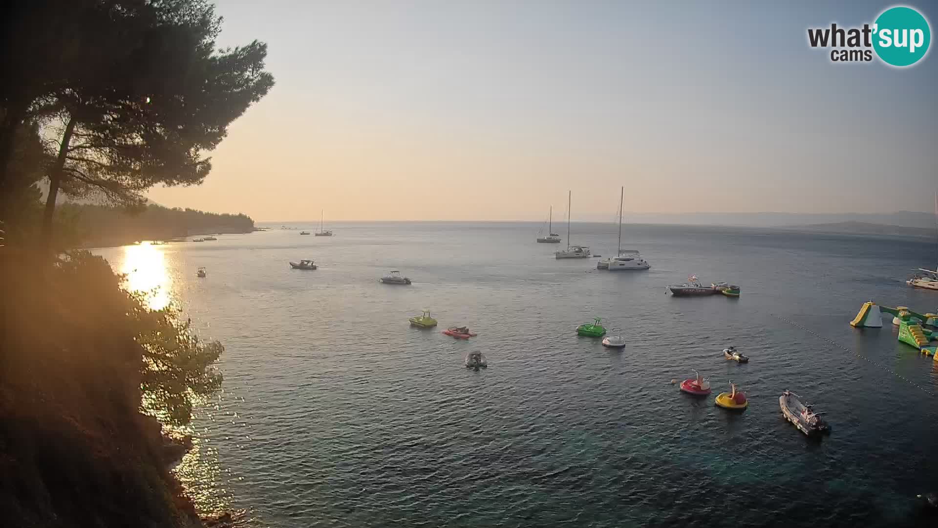 Webcam Spiaggia Potočine Bol – Vista live sulla spiaggia Borak, Isola di Brač
