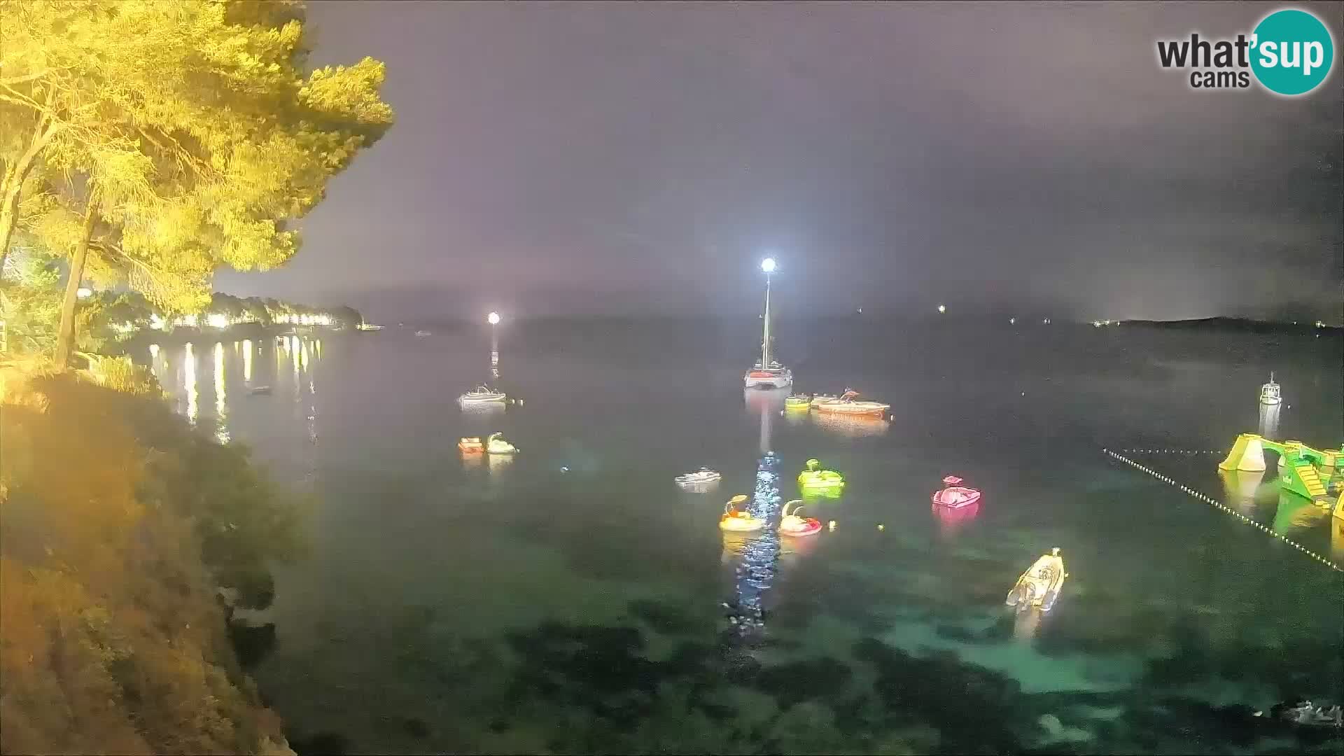 Webcam Playa Potočine Bol – Vista en vivo de Borak Beach, Isla de Brač