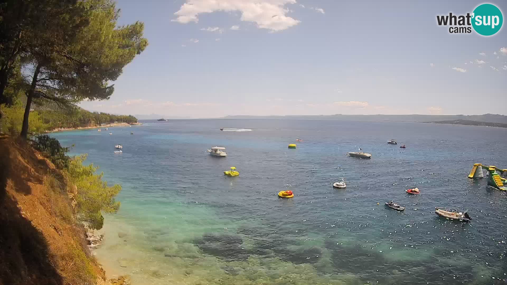 Spletna kamera Plaža Potočine Bol – Pogled v živo na plažo Borak, otok Brač