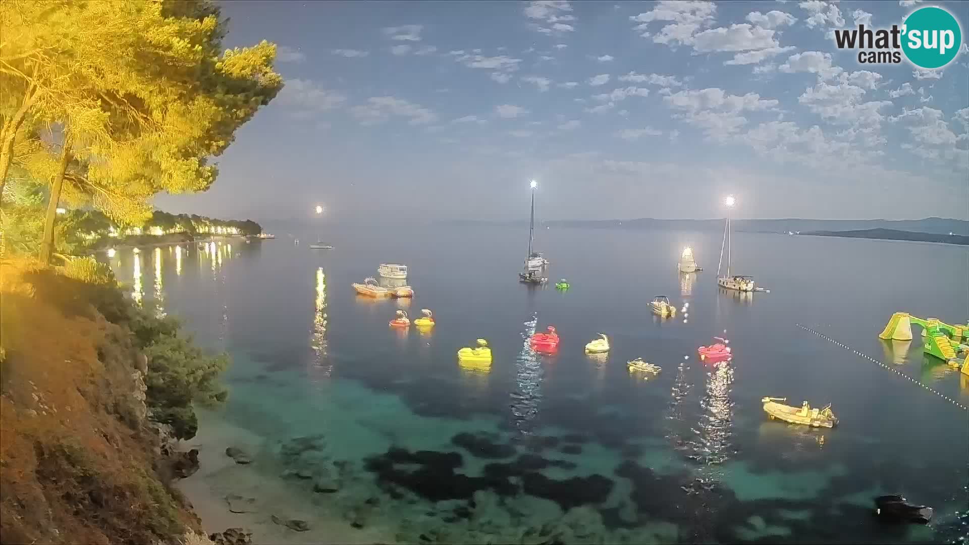 Webcam Spiaggia Potočine Bol – Vista live sulla spiaggia Borak, Isola di Brač