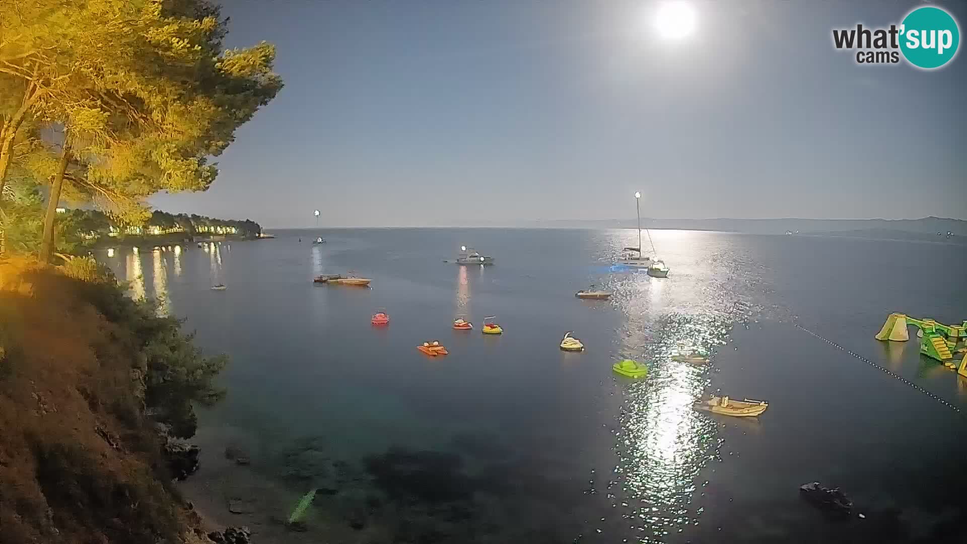 Web kamera Potočine Bol – Pogled uživo na plažu Borak, otok Brač