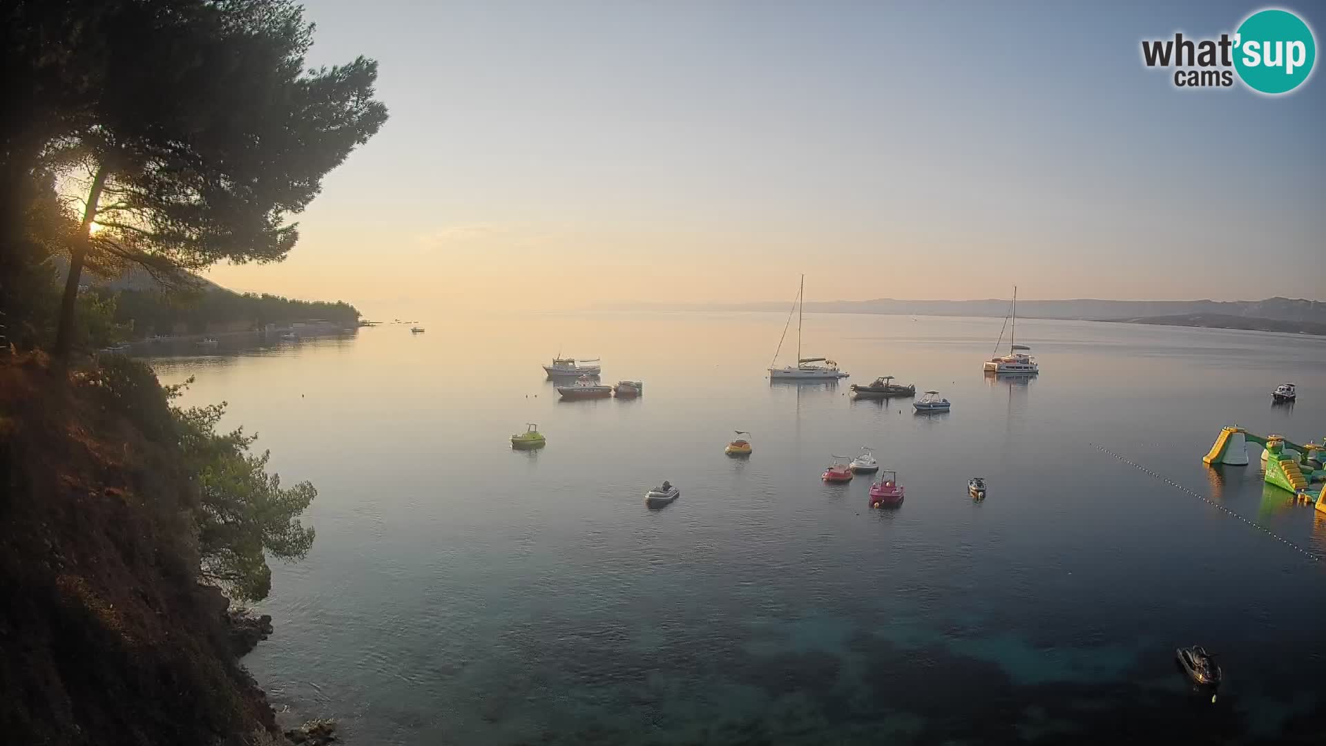 Web kamera Potočine Bol – Pogled uživo na plažu Borak, otok Brač