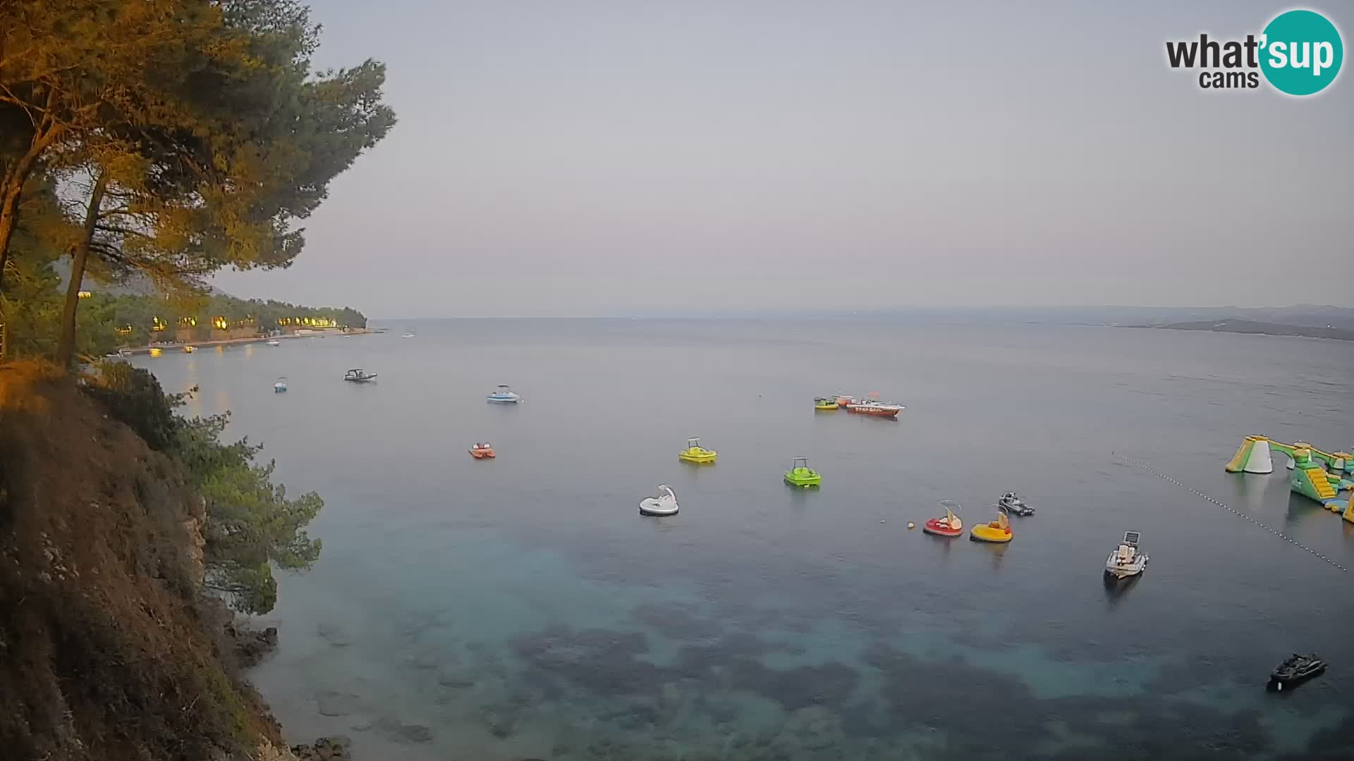Web kamera Potočine Bol – Pogled uživo na plažu Borak, otok Brač