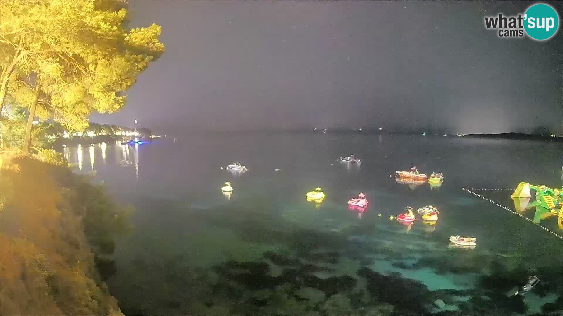 Webcam Playa Potočine Bol – Vista en vivo de Borak Beach, Isla de Brač