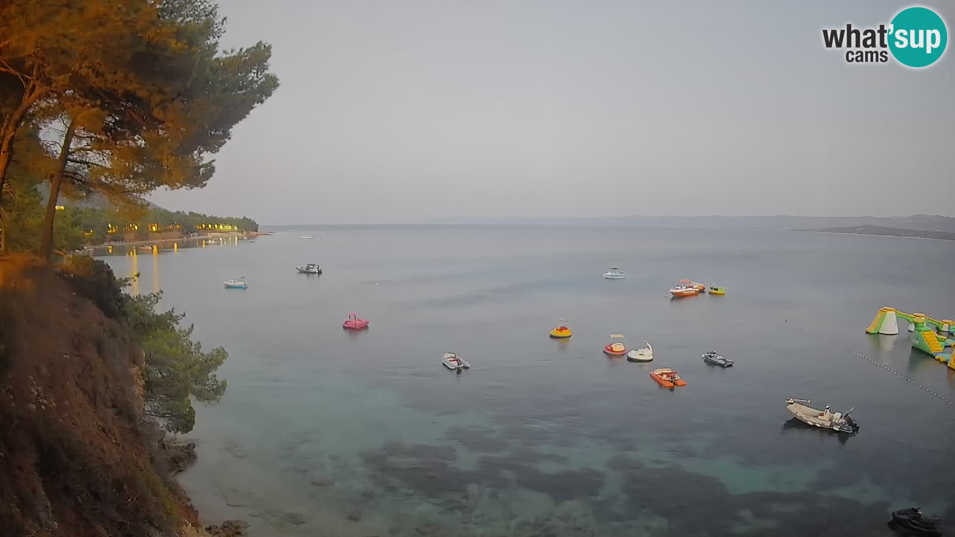 Web kamera Potočine Bol – Pogled uživo na plažu Borak, otok Brač