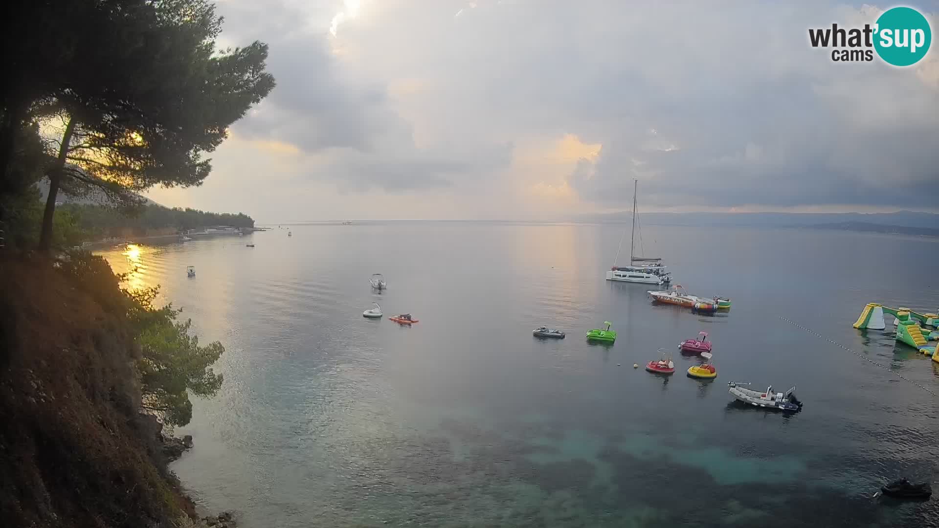 Web kamera Potočine Bol – Pogled uživo na plažu Borak, otok Brač