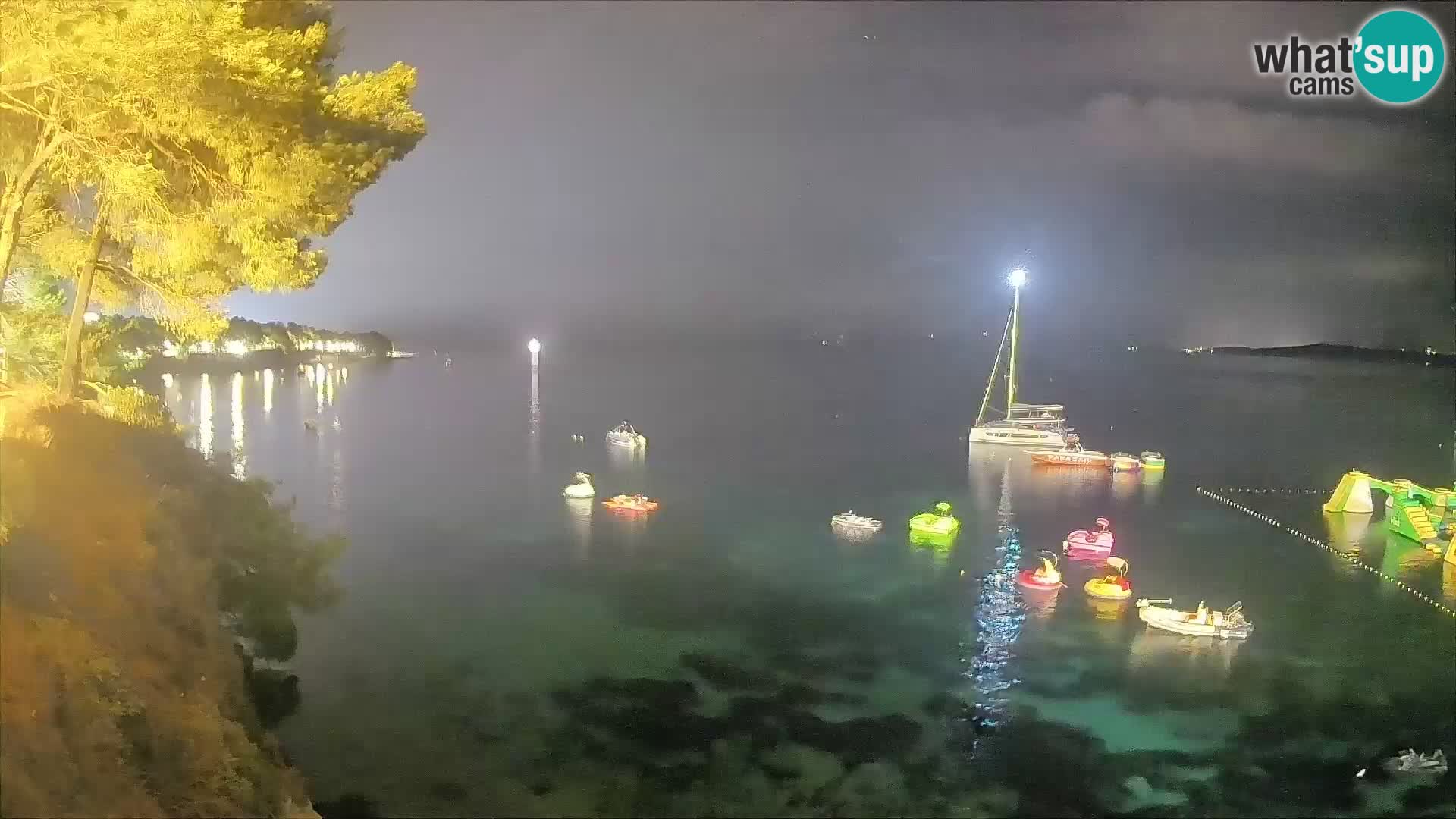 Webcam Playa Potočine Bol – Vista en vivo de Borak Beach, Isla de Brač