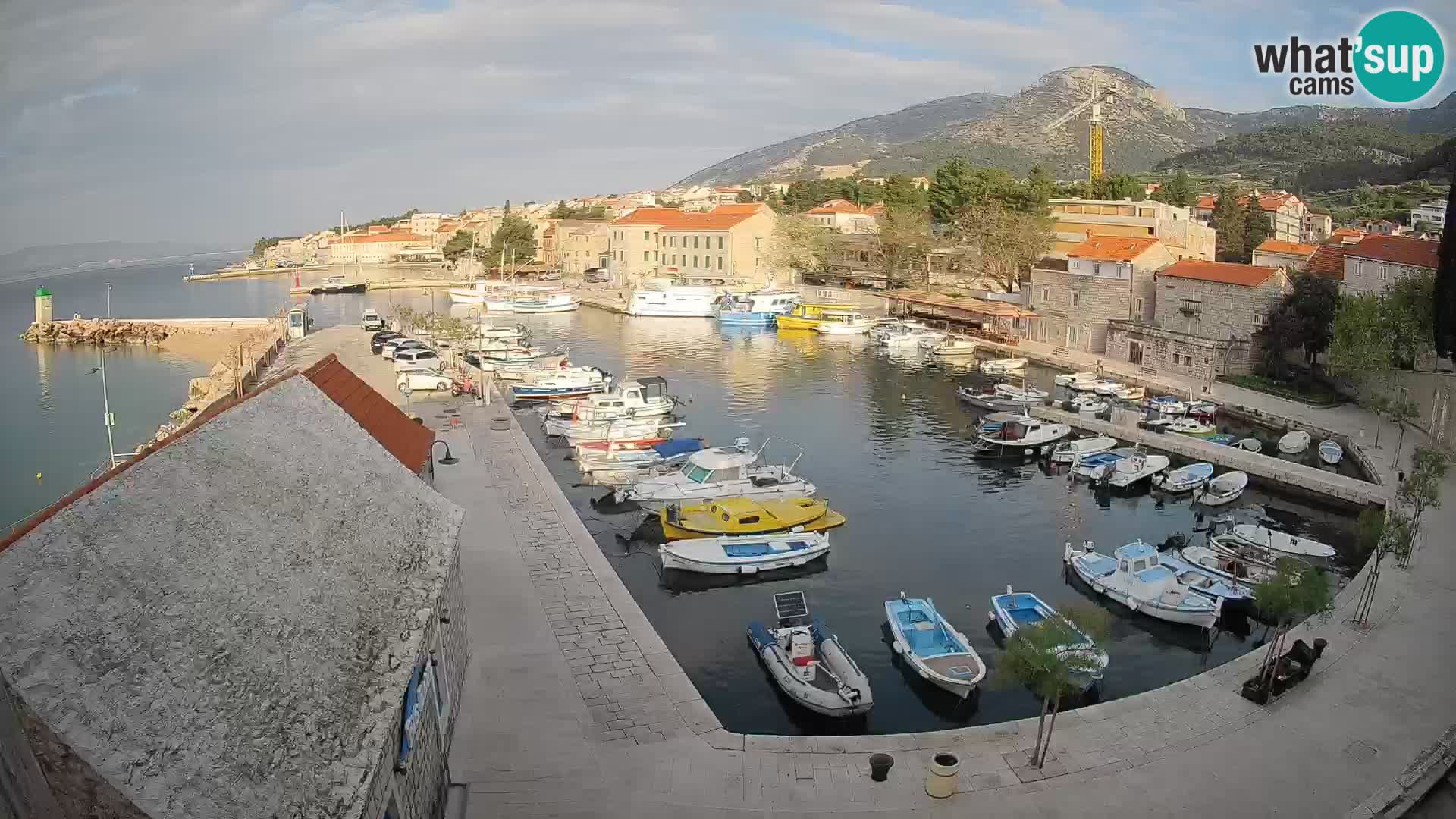 Webcam Bol Harbour – Live View of Bol Riva & Marina