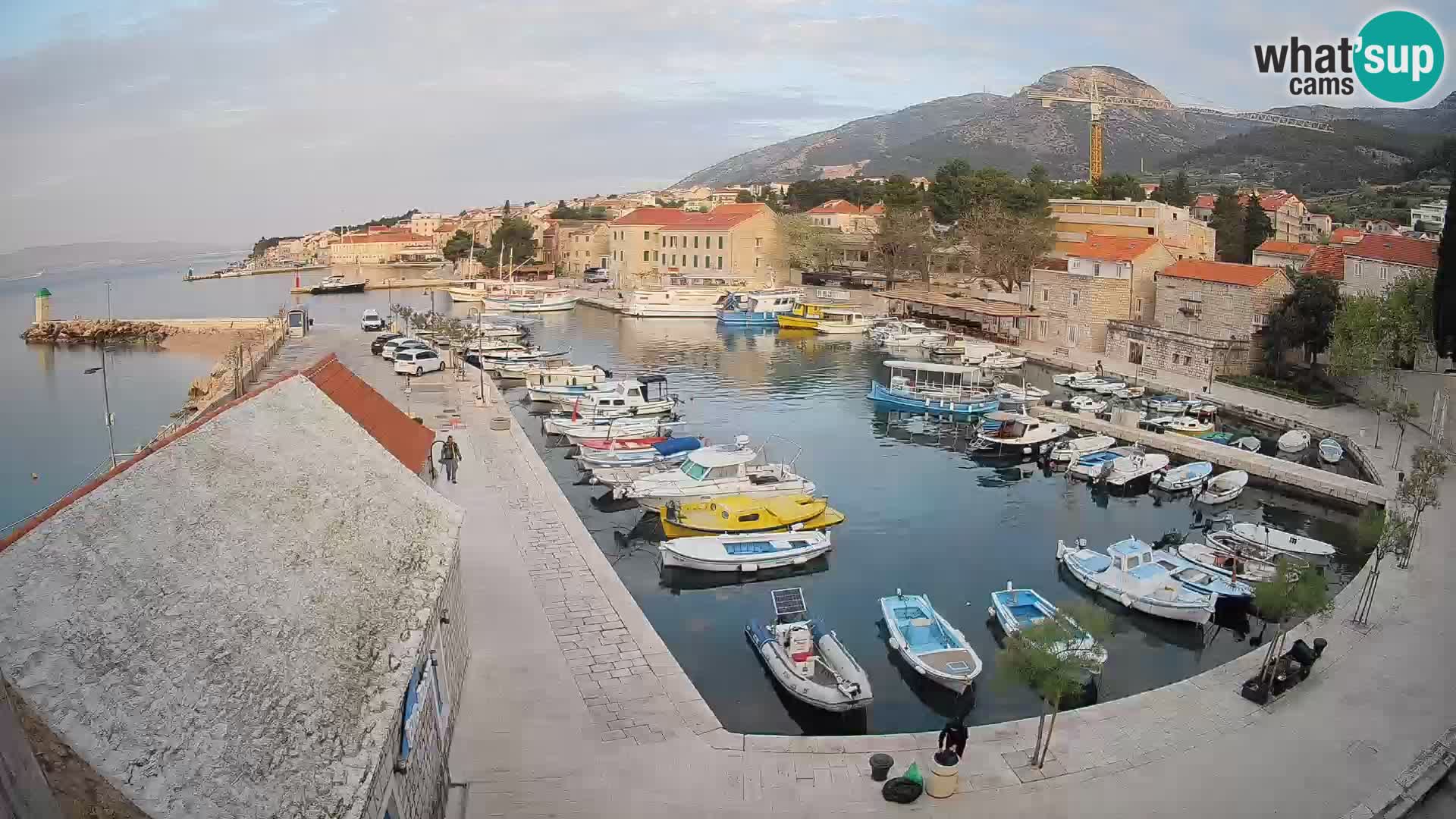 Webcam Bol Hafen – Liveblick auf Bol Riva & Marina