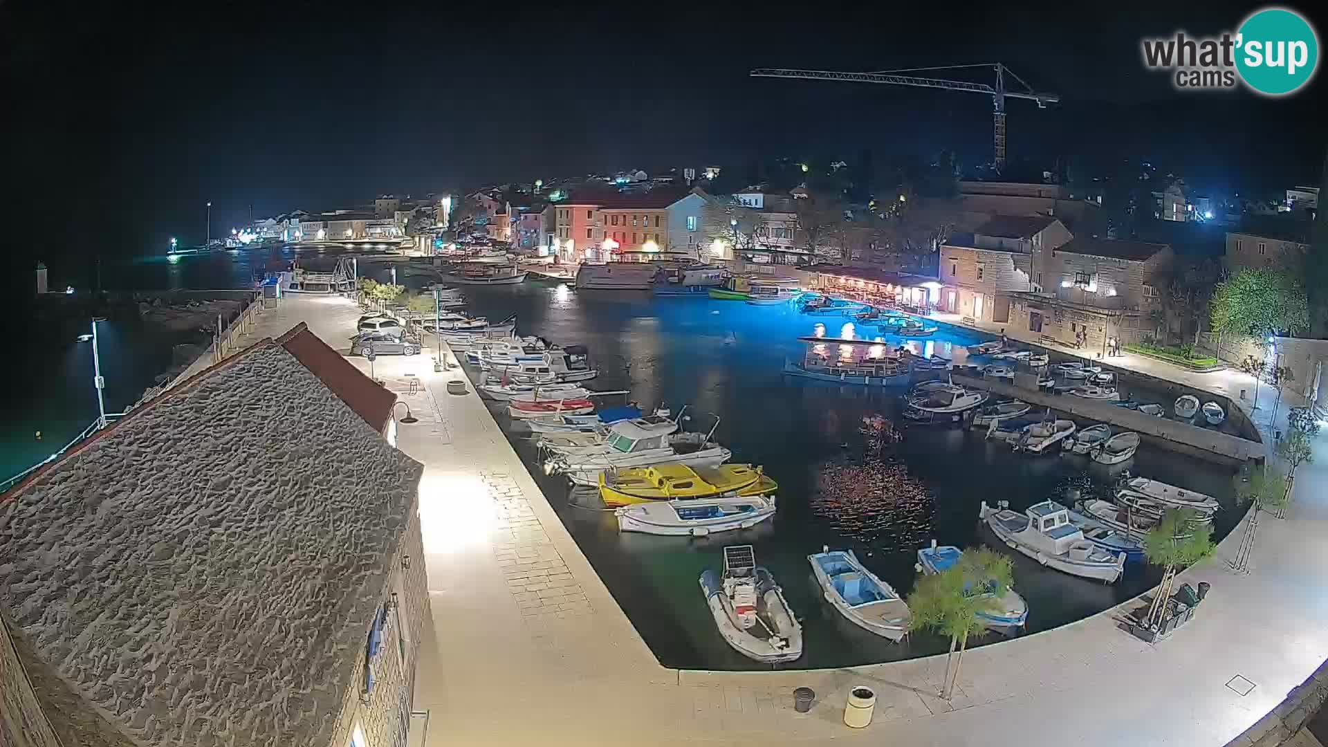 Webcam Bol Harbour – Live View of Bol Riva & Marina