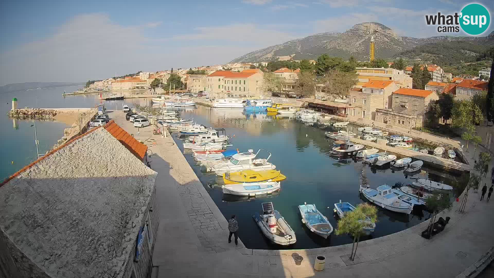 Webcam Bol Harbour – Live View of Bol Riva & Marina