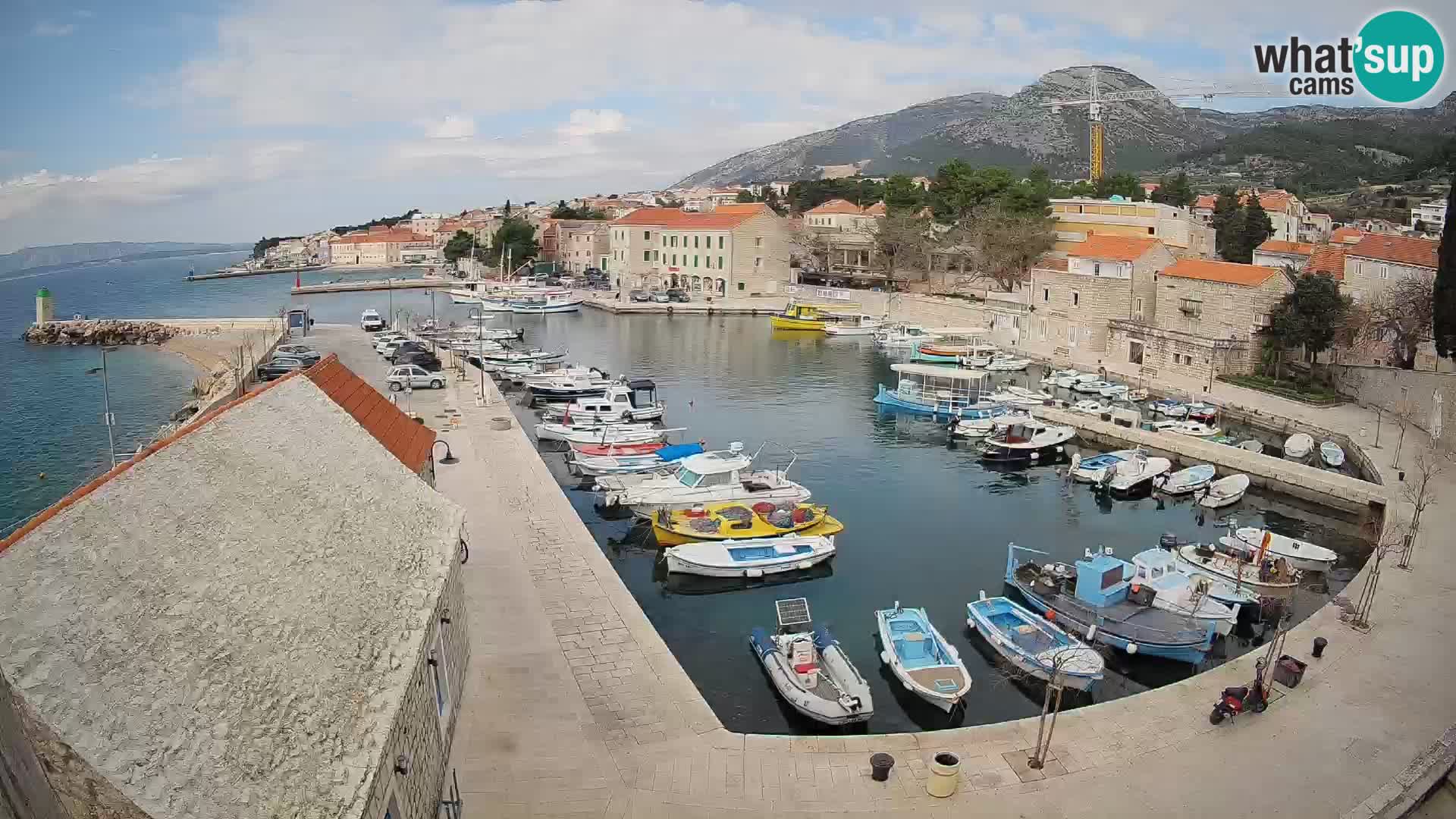 Webcam Bol Harbour – Live View of Bol Riva & Marina
