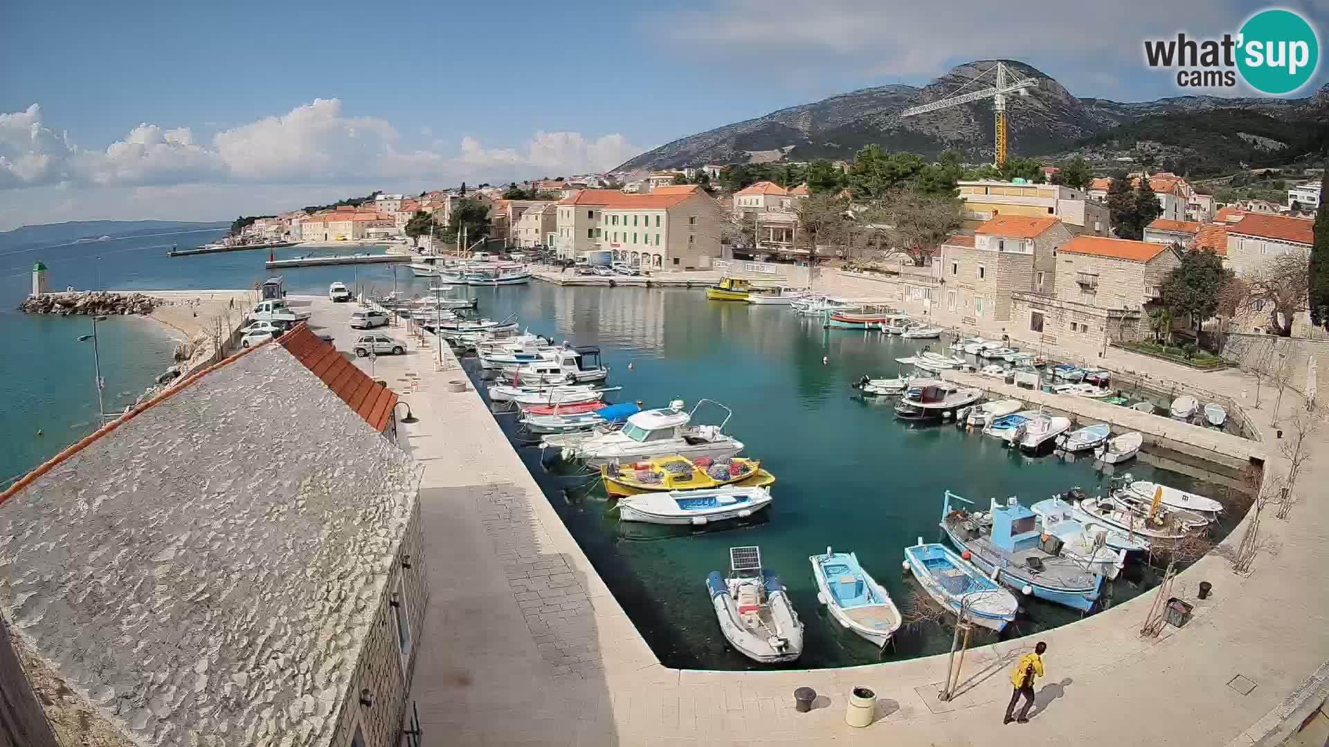 Webcam Bol Harbour – Live View of Bol Riva & Marina